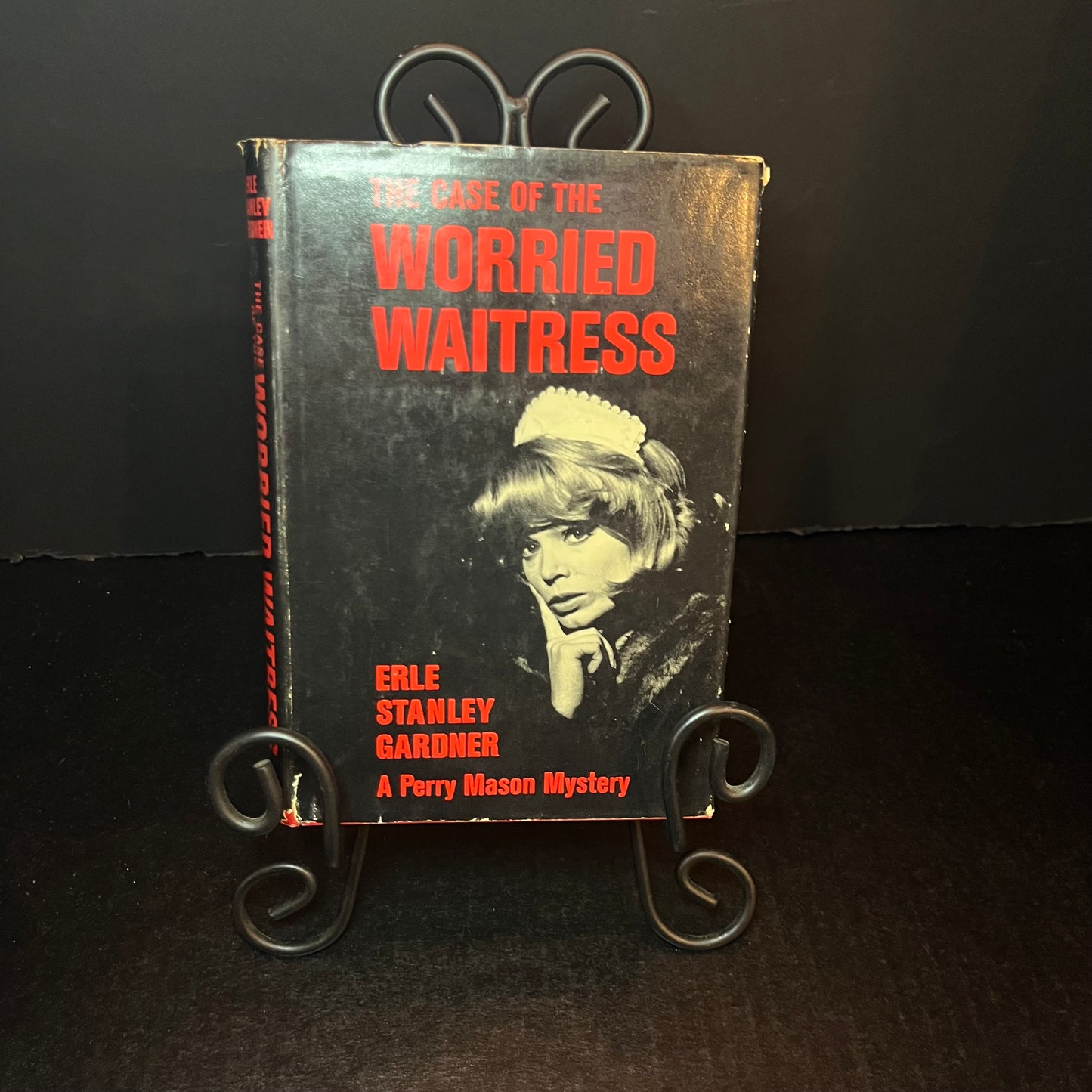The Case of the Worried Waitress - Erle Stanley Gardner - 1st Edition - 1986