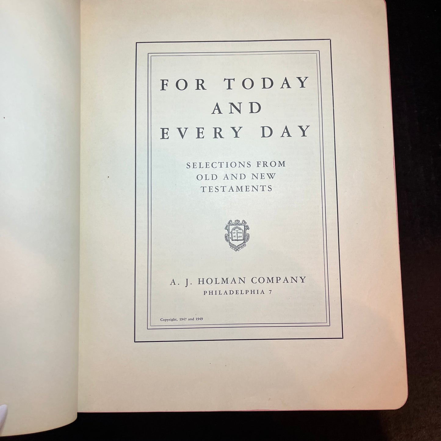 Holy Bible Reference Dictionary - Nolon Mullinax - 1949