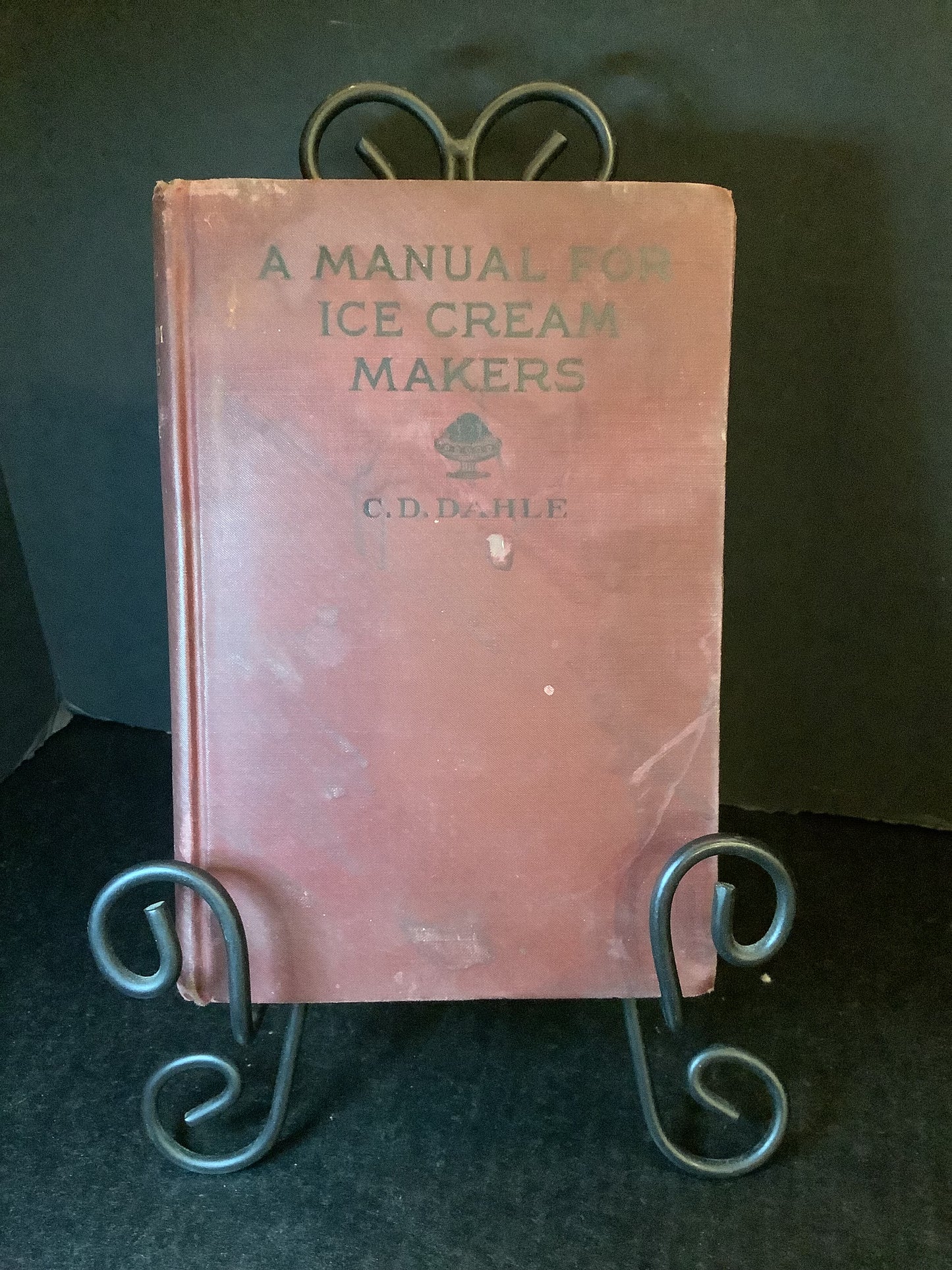 A Manual for Ice Cream Makers - C. D. Dahle - Scarce - 1927