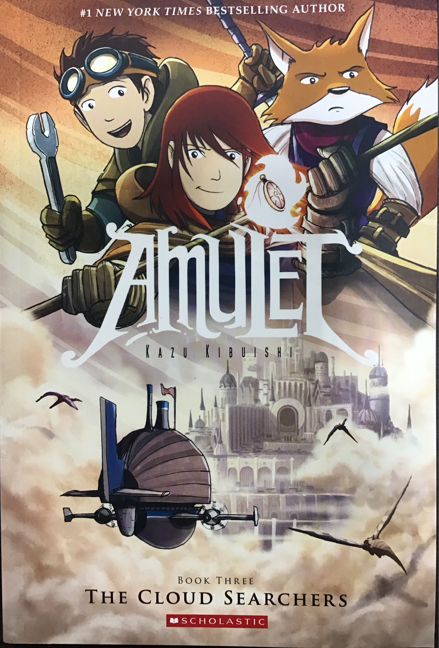 The Cloud Searchers: A Graphic Novel (Amulet #3)