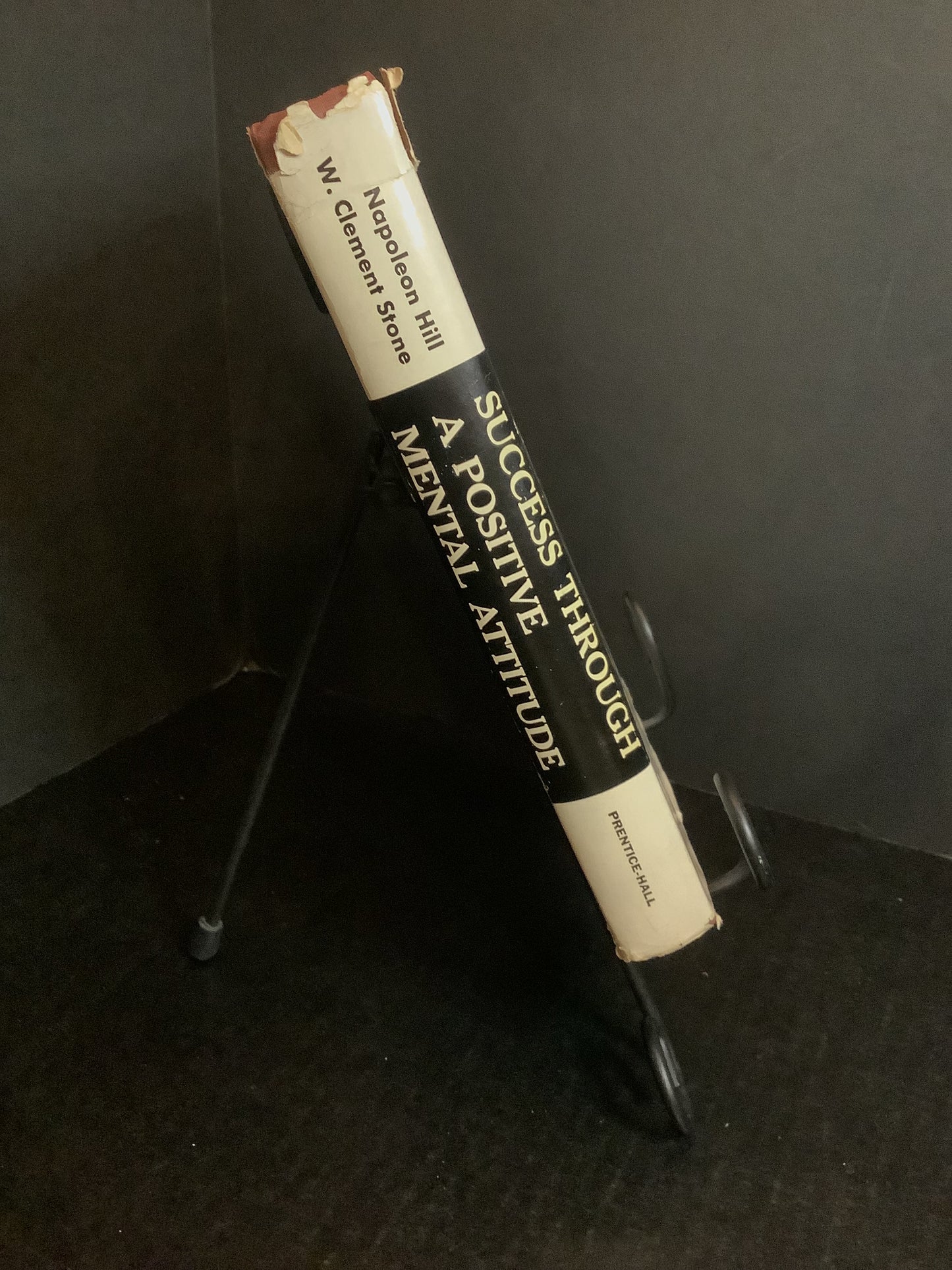 Success Through A Positive Mental Attitude - Napoleon Hill & W. Clement Stone - 9th Print - 1965