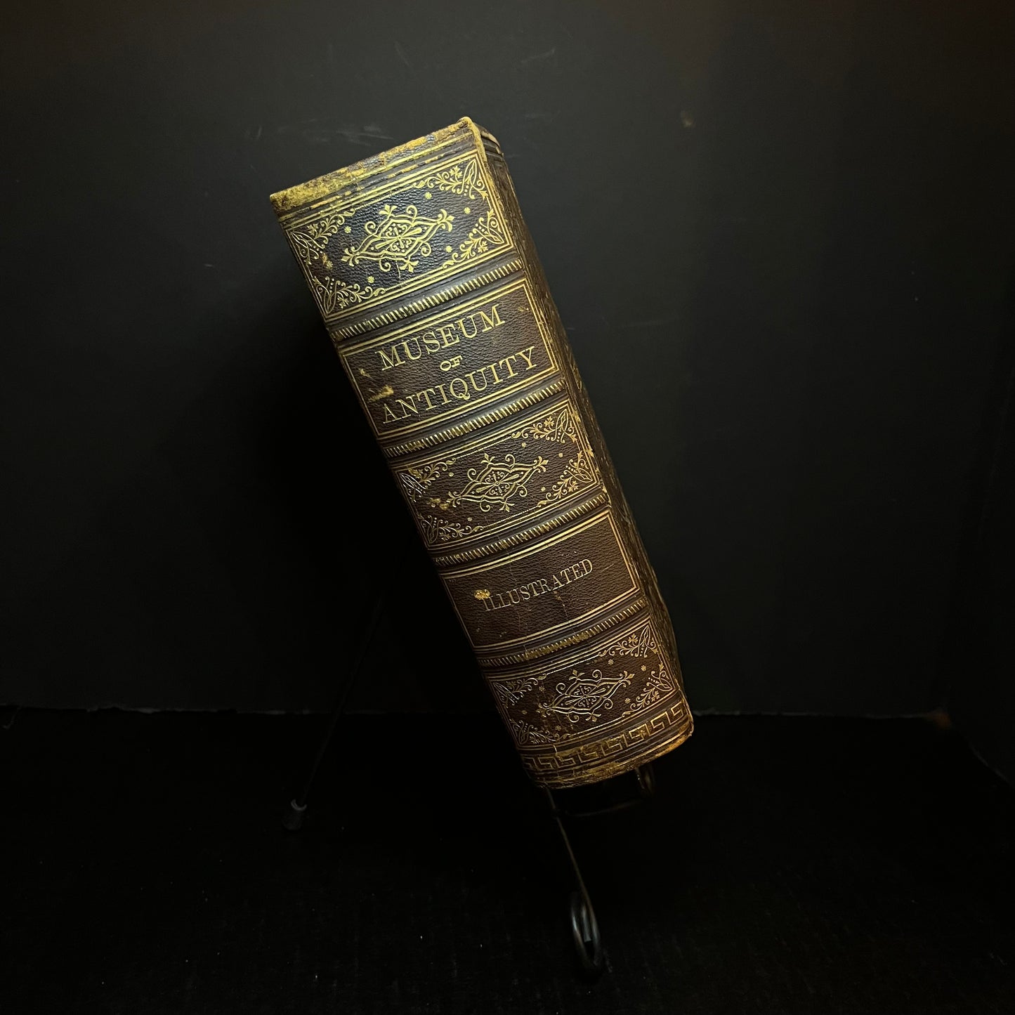 Museum of Antiquity Illustrated  - L. W. Yaggy and T. L. Haines - 1882