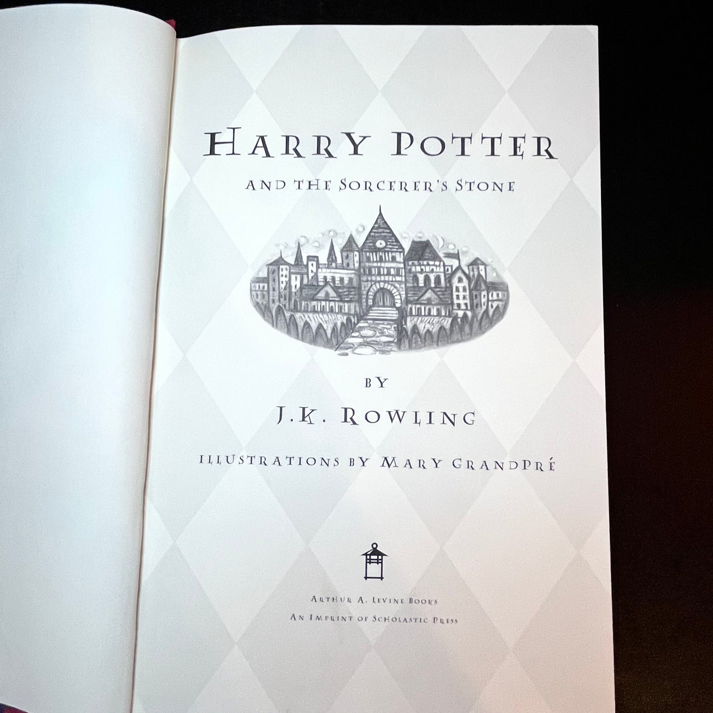 Harry Potter and the Sorcerer's Stone - J.K. Rowling - 4th Print - 1998