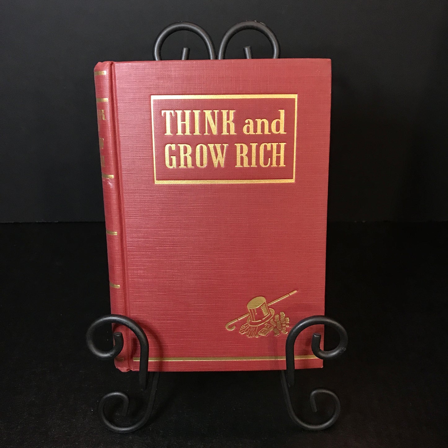 Think and Grow Rich - Napoleon Hill - First Thus - 1945