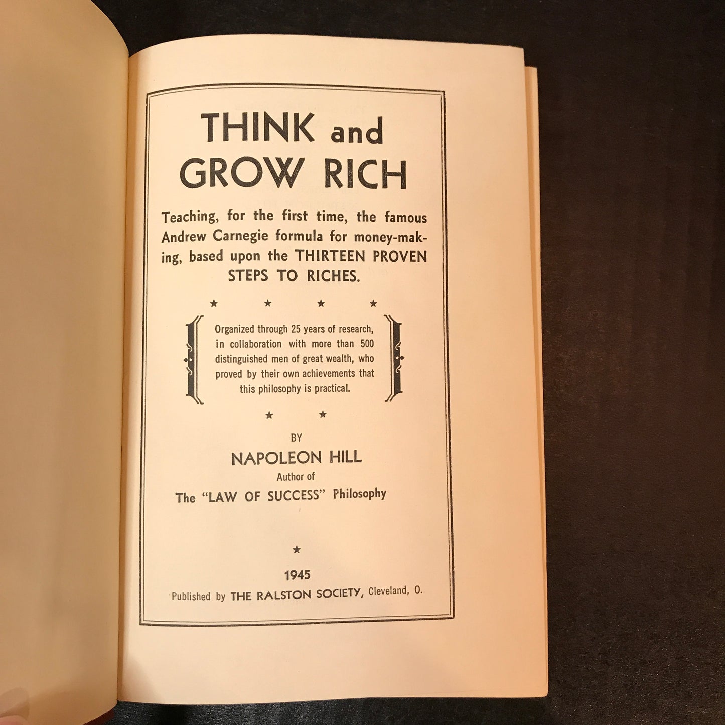 Think and Grow Rich - Napoleon Hill - First Thus - 1945