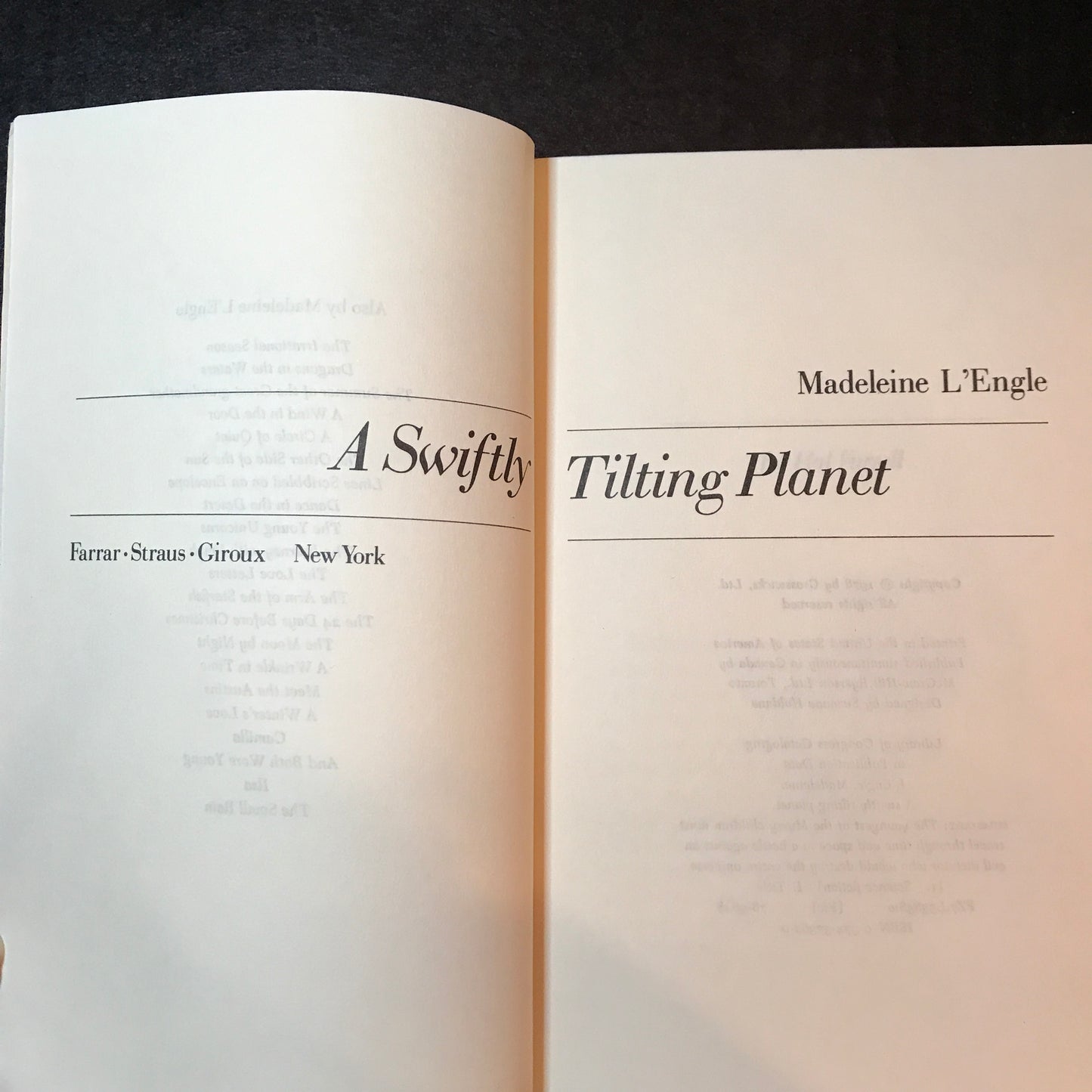 A Swiftly Tilting Planet - Madeleine L'Engle - Signed - 1978