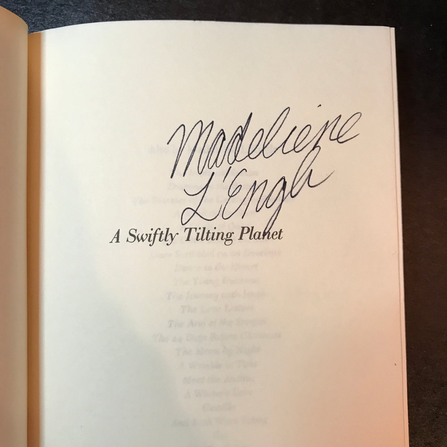 A Swiftly Tilting Planet - Madeleine L'Engle - Signed - 1978