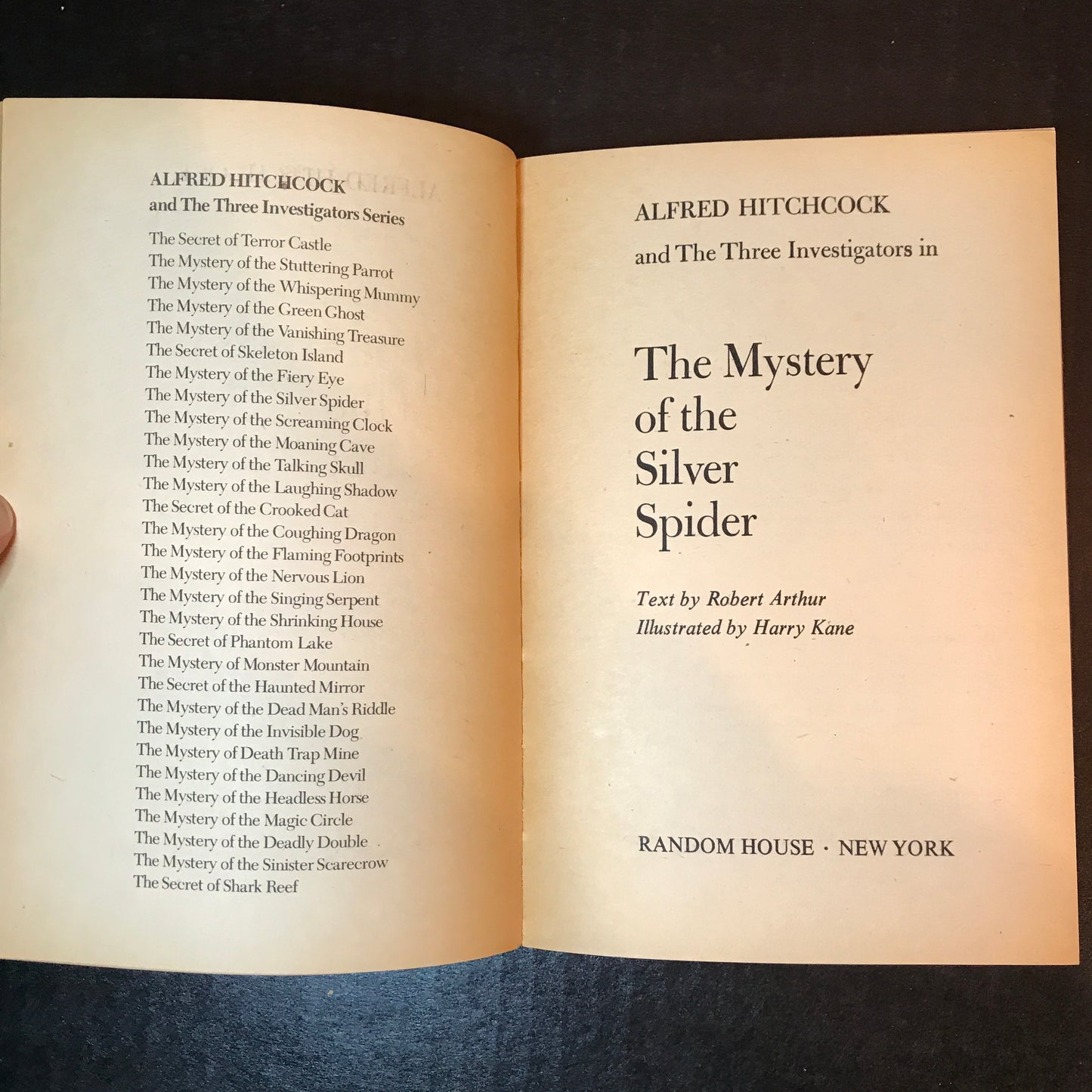 Alfred Hitchcock and The Three Investigators - Robert Arthur - Box Set - 1978