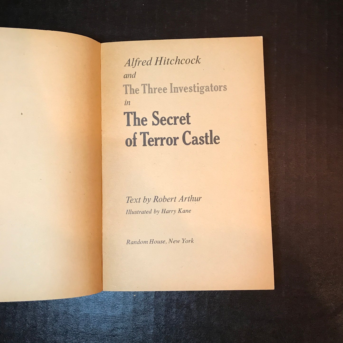 Alfred Hitchcock and The Three Investigators - Robert Arthur - Box Set - 1978