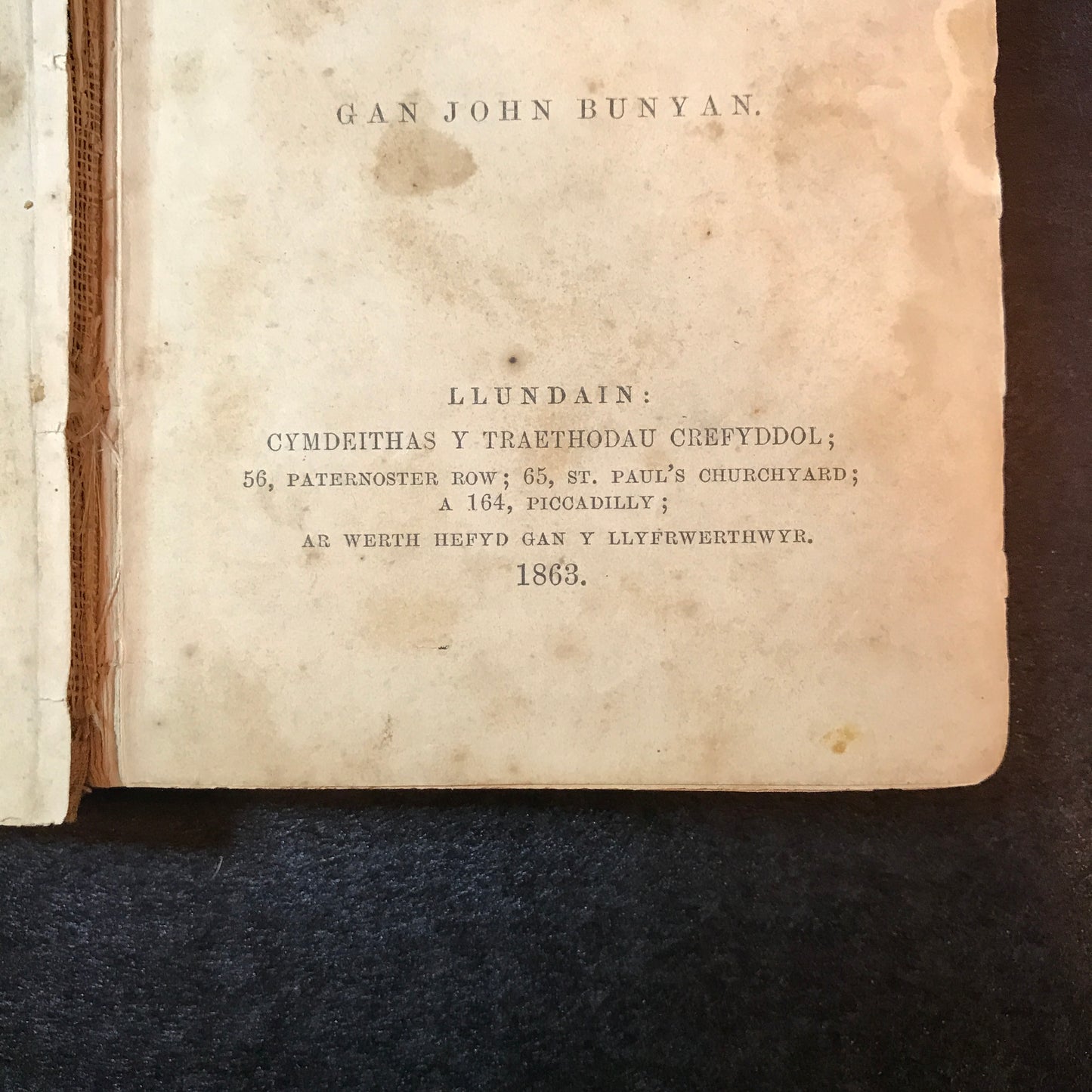 The Pilgrim's Journey - John Bunyan - Welsh - 1863