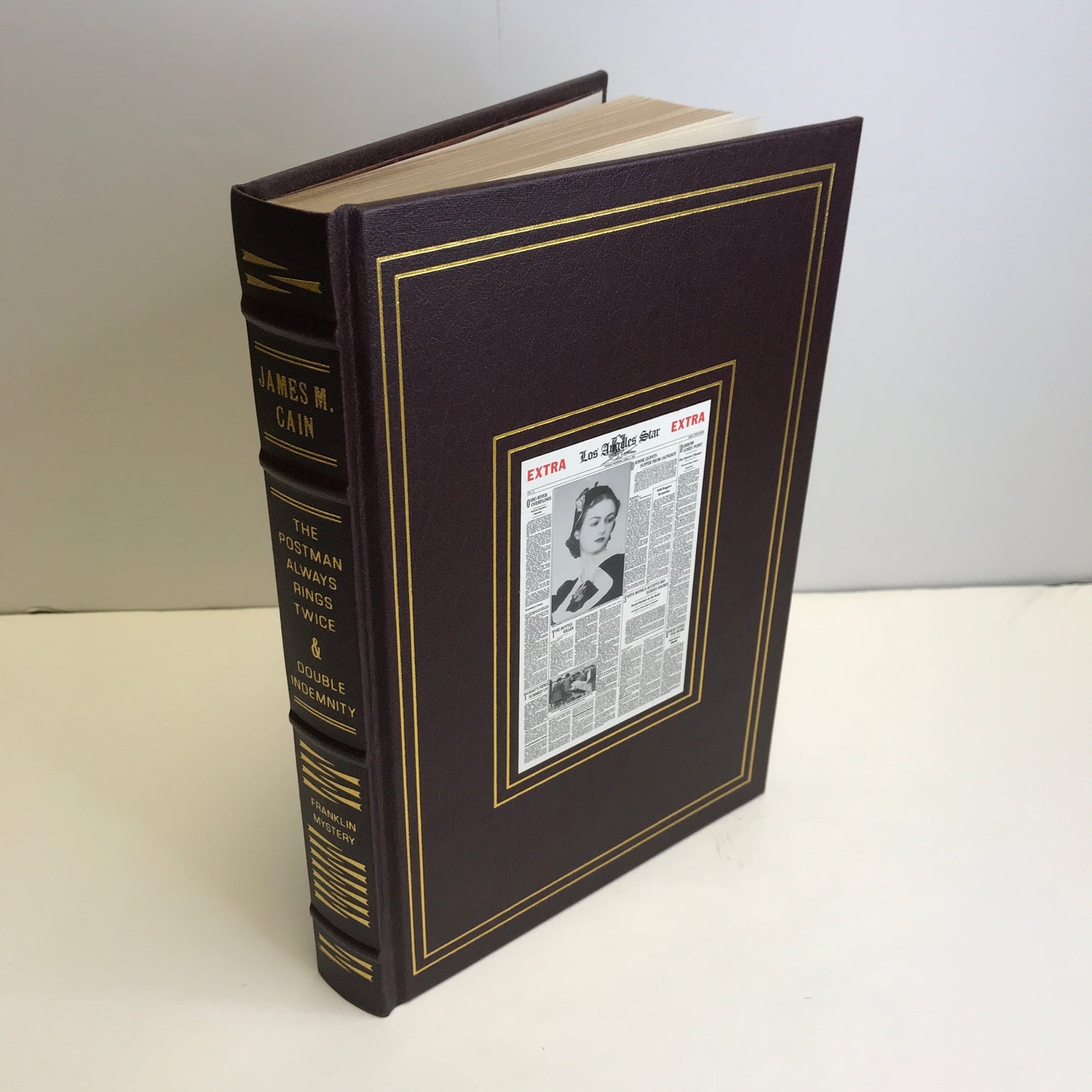 The Postman Always Rings Twice And Double Indemnity - James M. Cain - Franklin Library - 1988