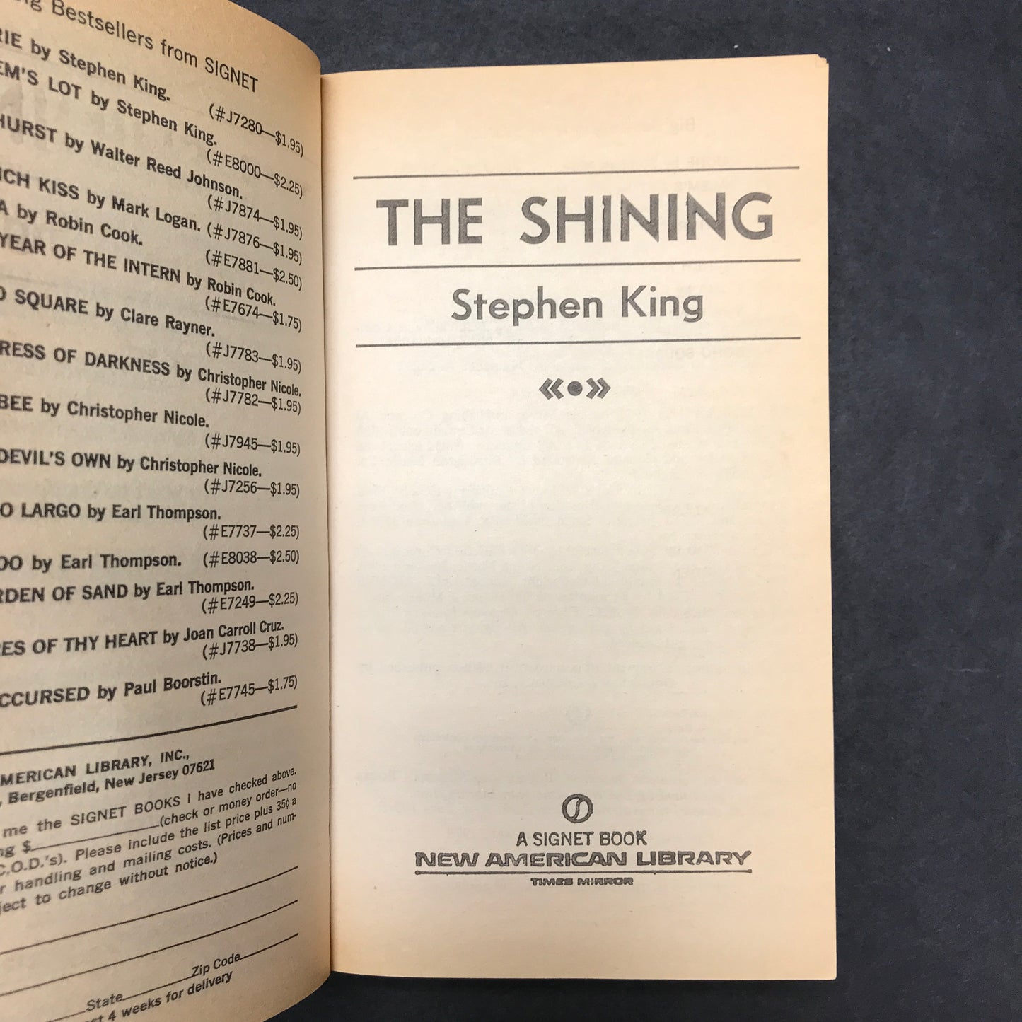 The Shining - Stephen King - 1st Thus - 1978