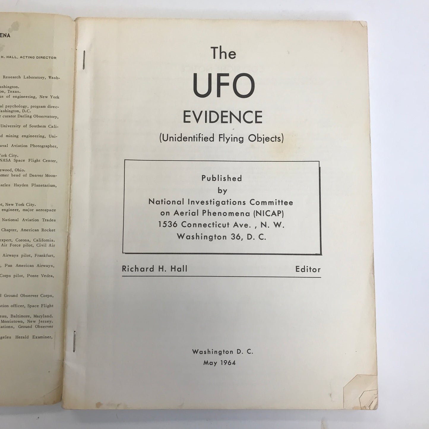 The UFO Evidence - 1964