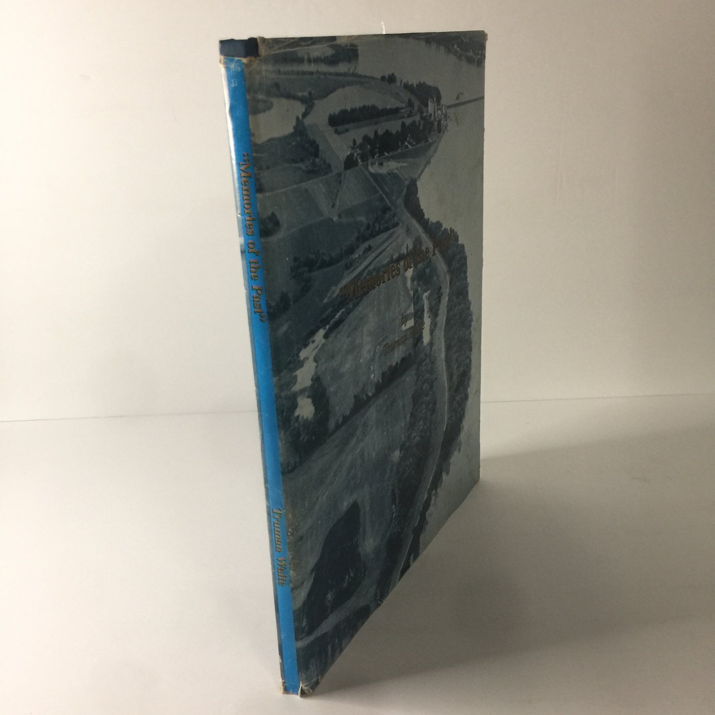 “Memories of the Past” - Truman Waite - 1st Edition Signed - Limited Edition - 48/2000 - 1993