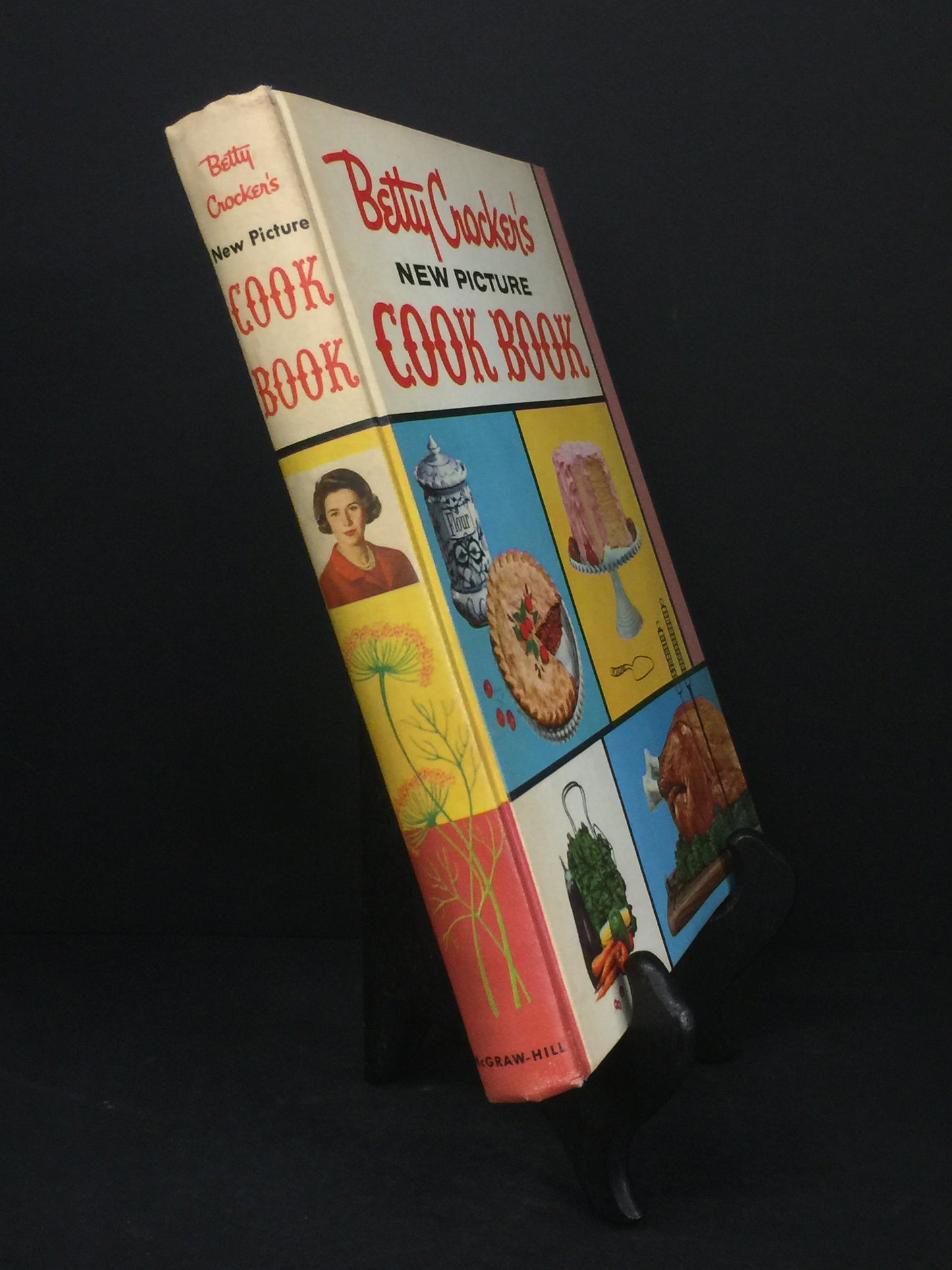 Betty Crocker’s New Picture Cook Book - General Mills, Inc. - 1st Edition - 5th Print - 1961
