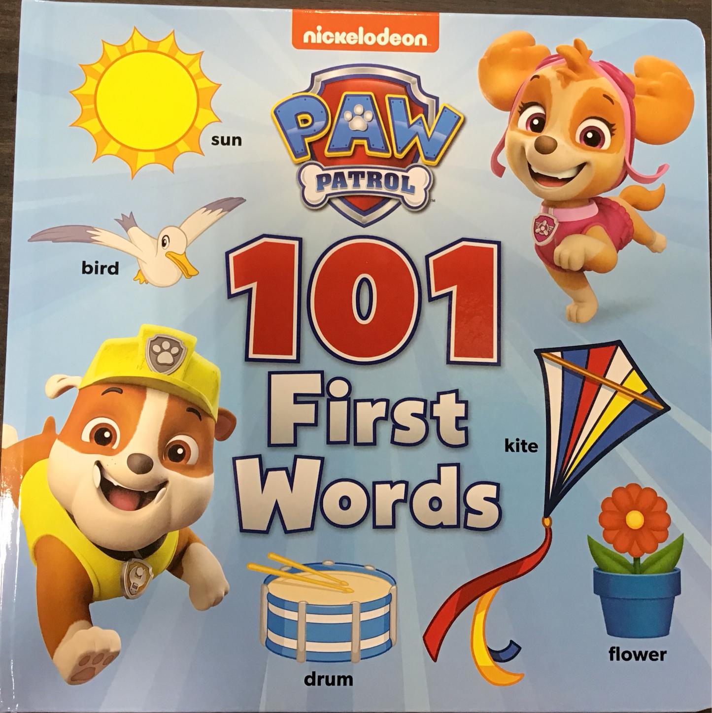 Paw Patrol: 101 First Words