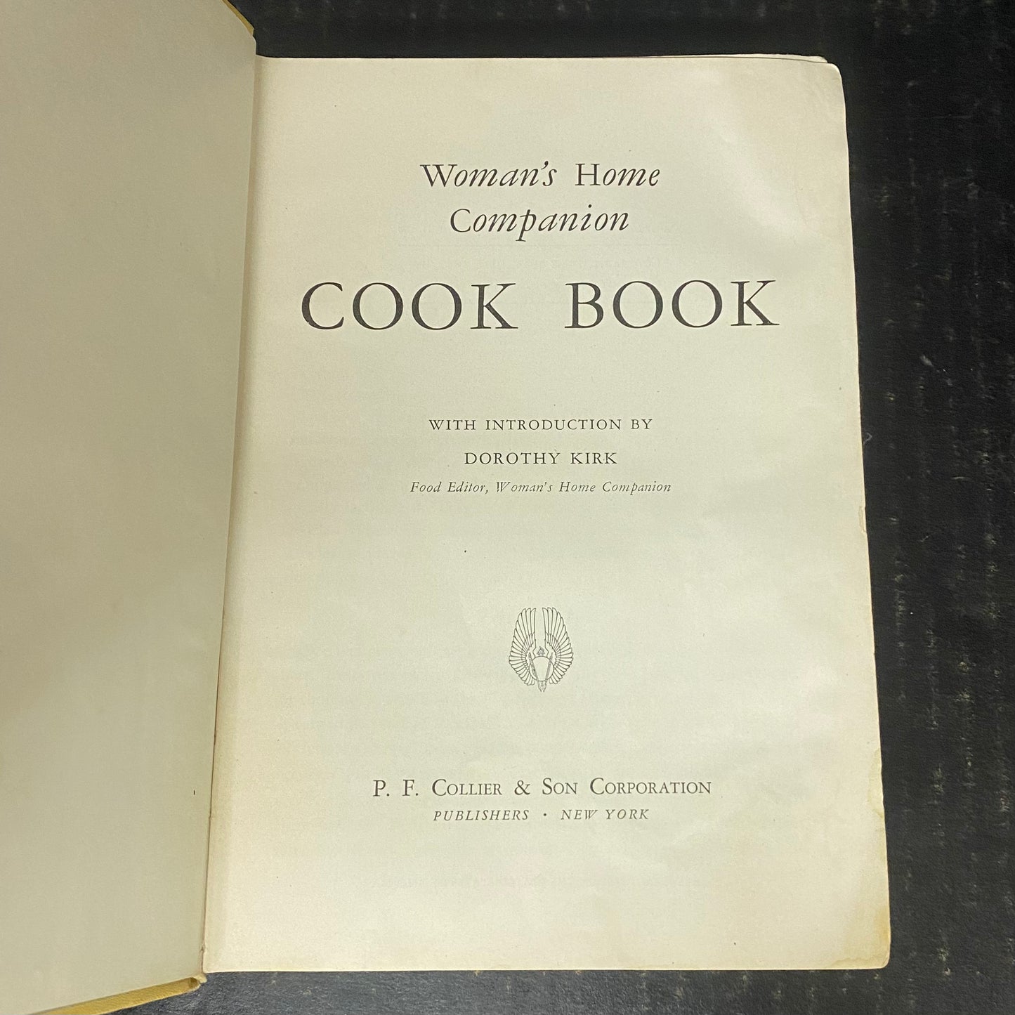 Woman's Home Companion Cook Book - P.F. Collier & Son Corporation - 1945