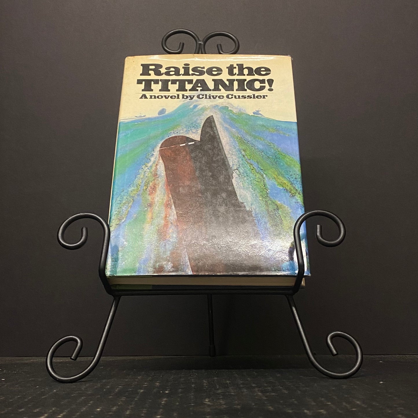 Raise the Titanic! - Clive Cussler - First Edition - 1976