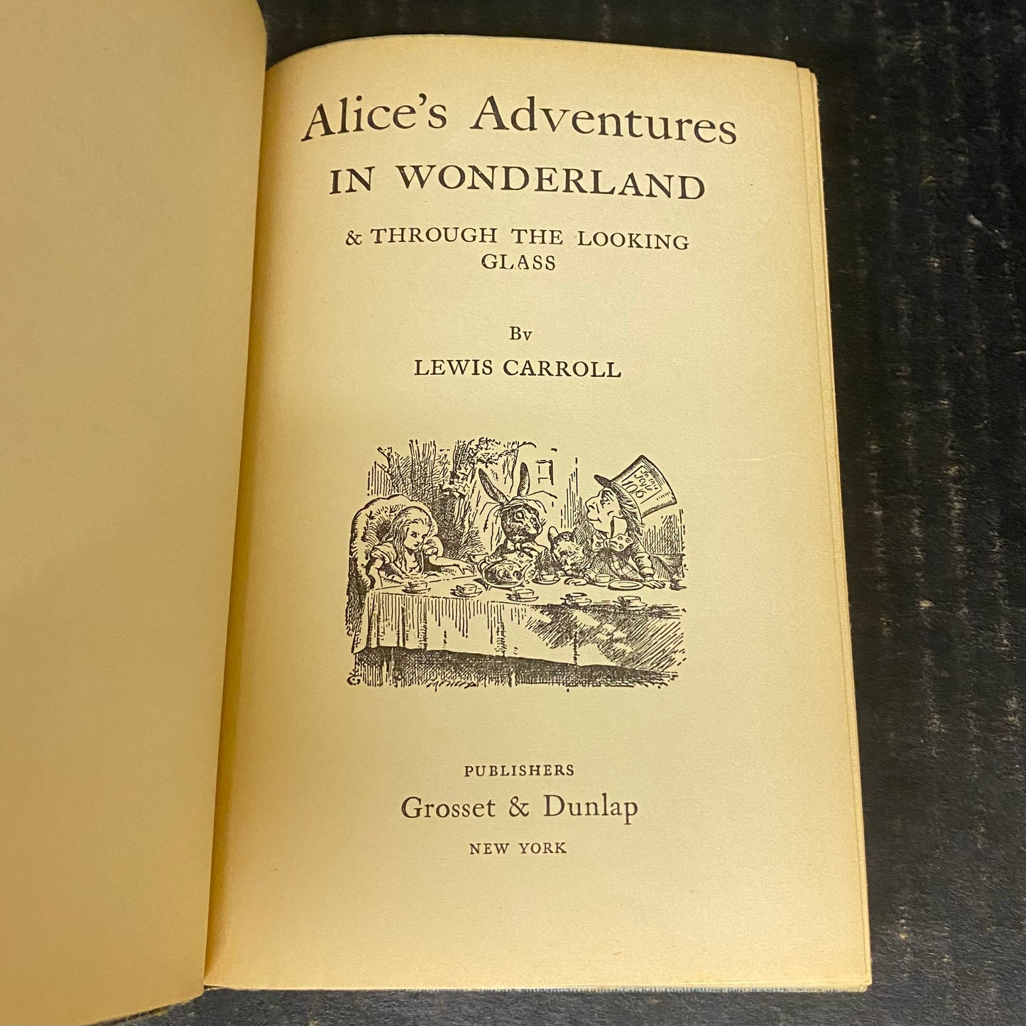 Alice in Wonderland - Lewis Carroll - Circa 1920