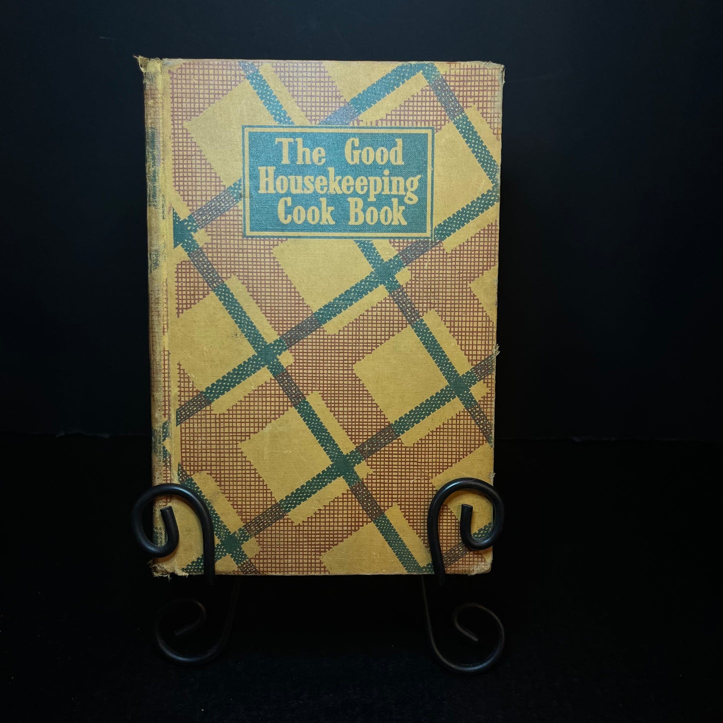The Good Housekeeping Cook Book - Farrar & Rinehart, Inc. - 1944
