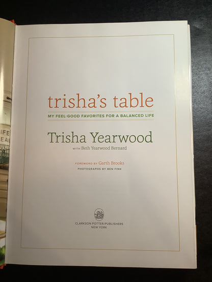 Trisha's Table - Trisha Yearwood - Signed - 2015