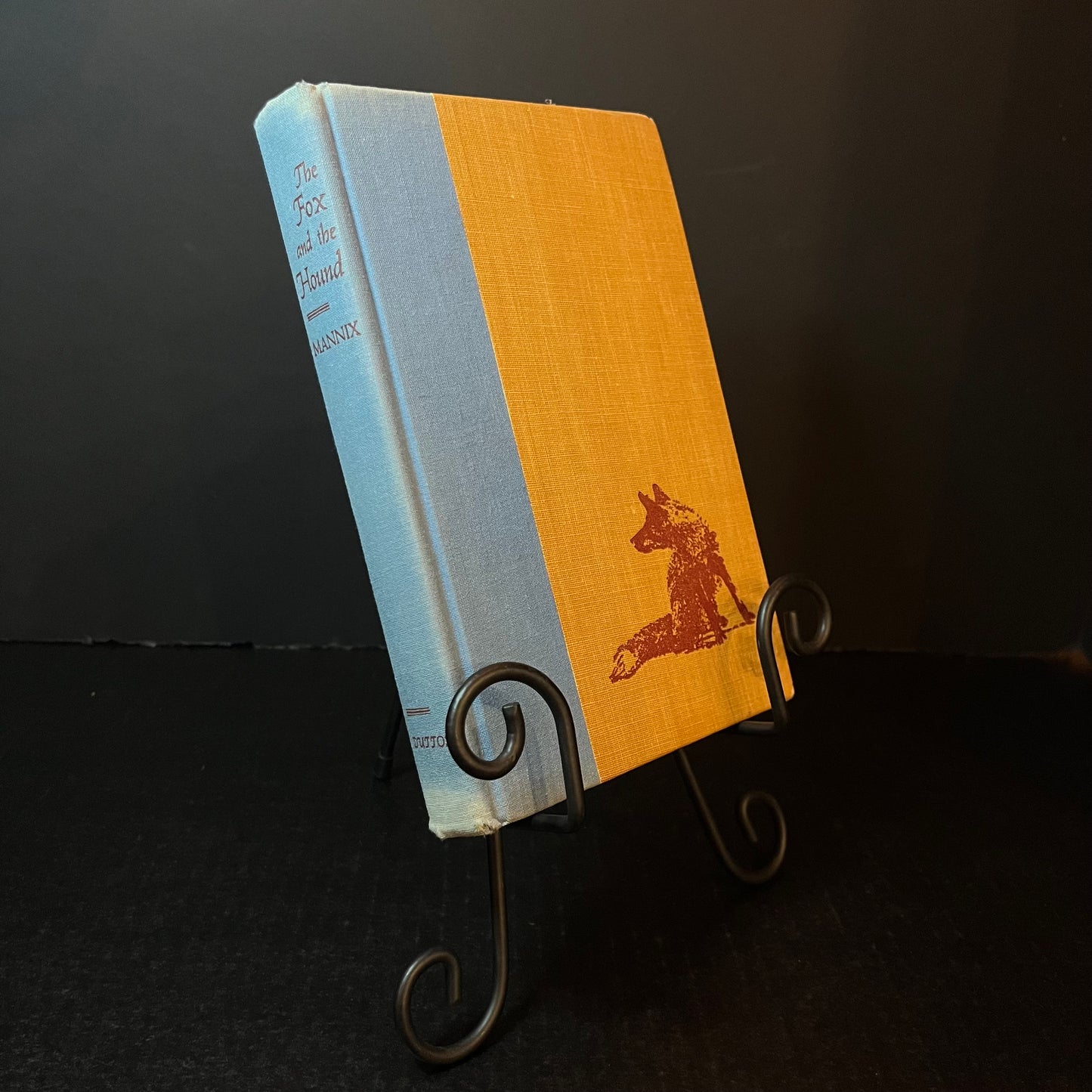 The Fox and the Hound - Daniel P. Mannix - First Edition clipped - 1967