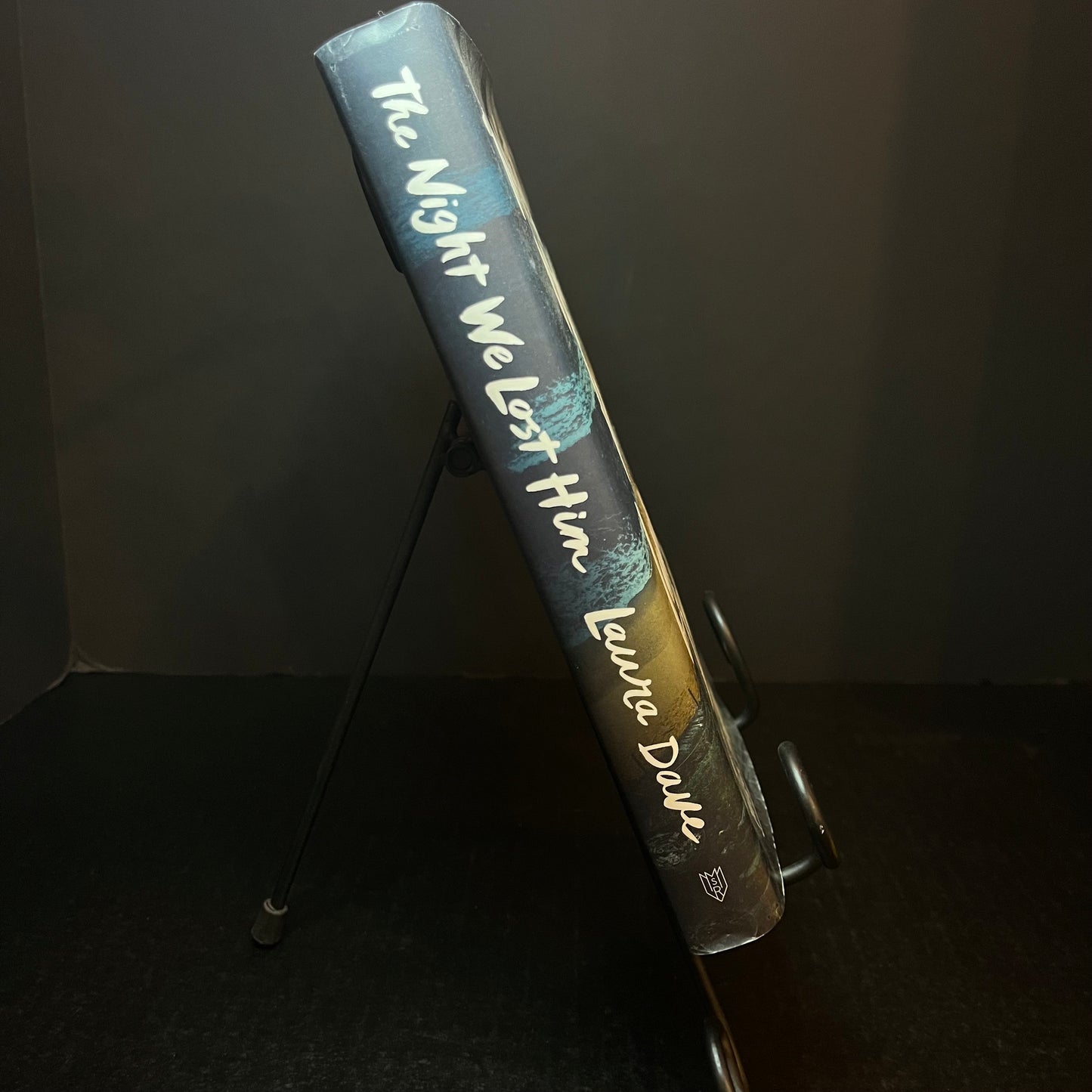 The Night We Lost Him - Laura Dave - Signed Copy - 2024