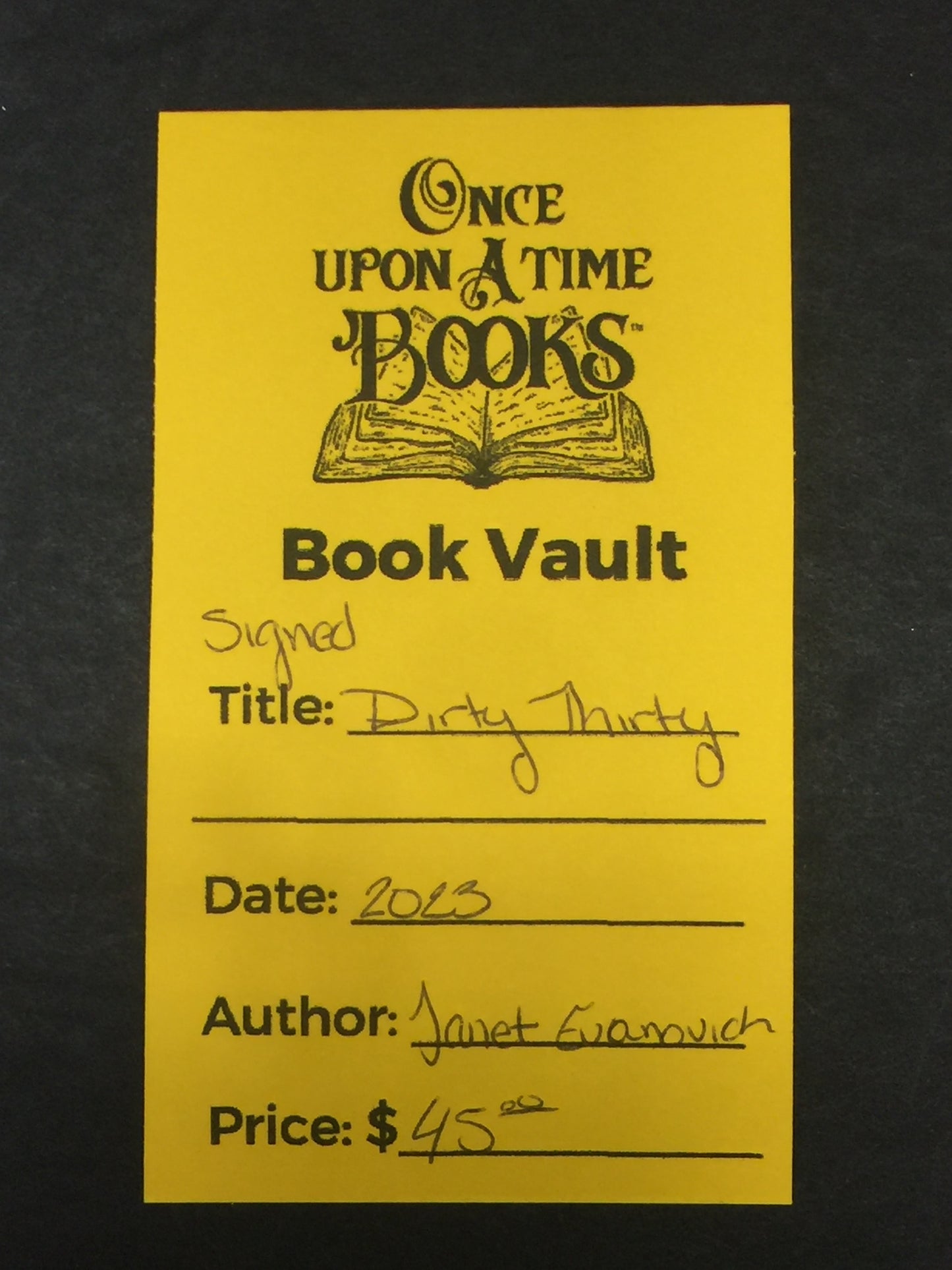 Dirty Thirty - Janet Evanovich - Signed - 2023