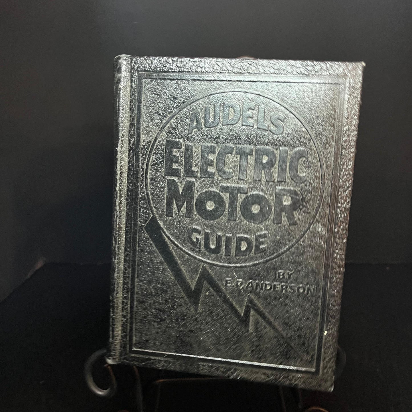Audels Electric Motor Guide - Theo Audel & Co. Publishers - 1948