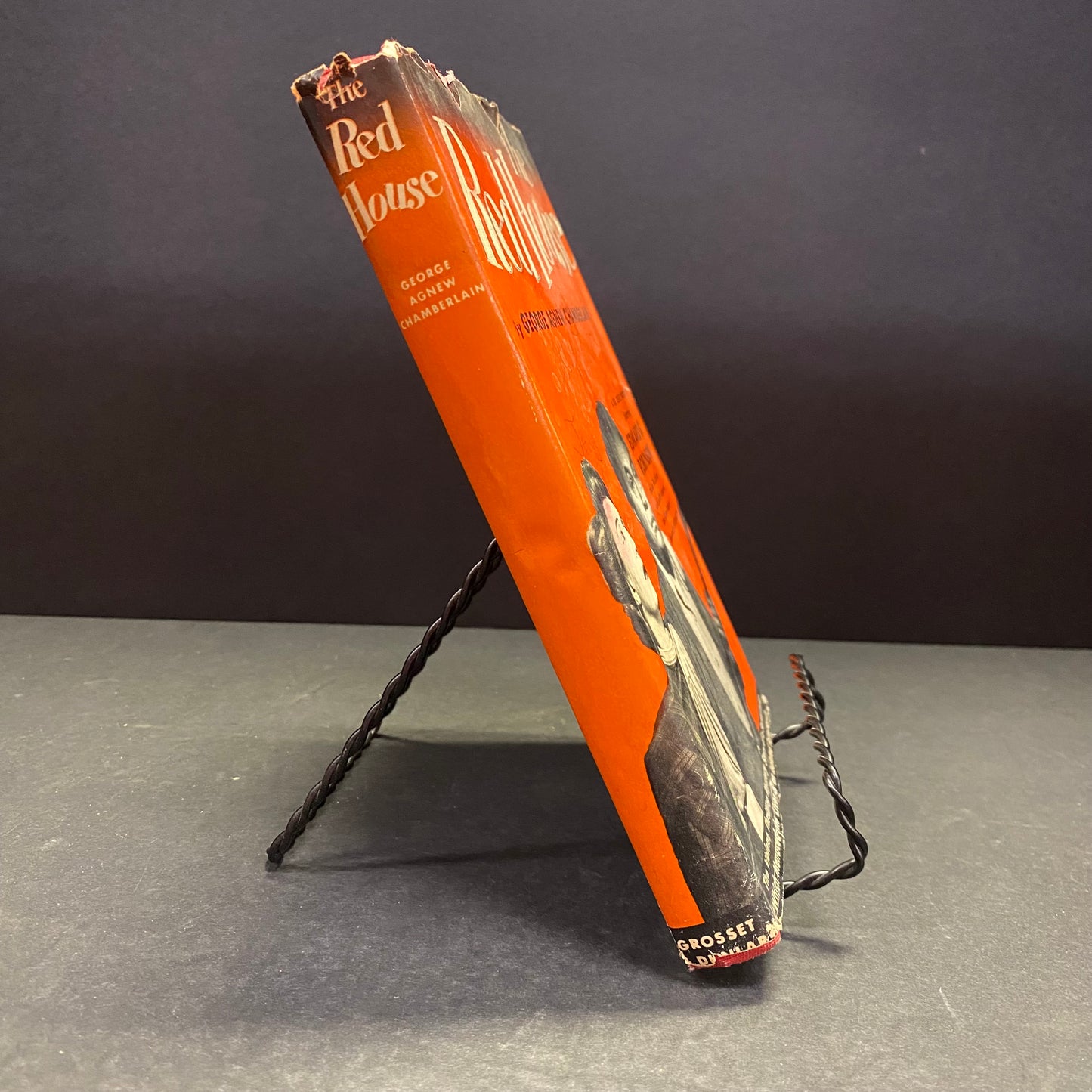 The Red House - George Agnew Chamberlain - 1943