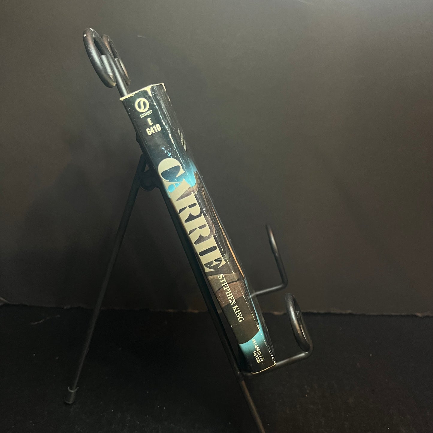 Carrie - Stephen King - 1975