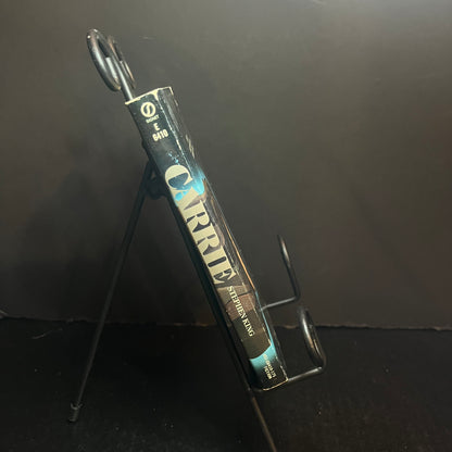 Carrie - Stephen King - 1975