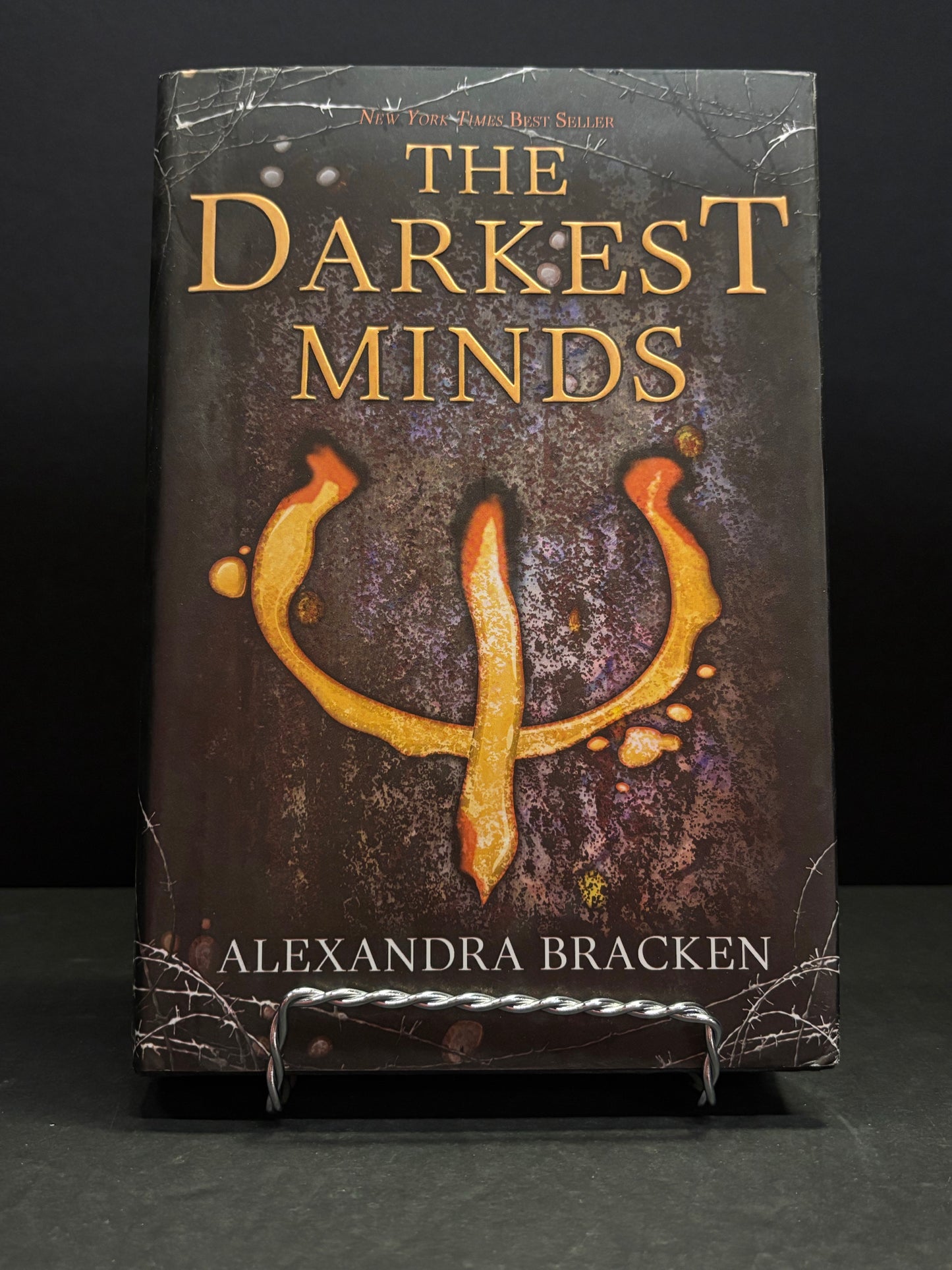 The Darkest Minds - Alexandra Bracken - 1st Edition - 2nd Print - Signed - 2012