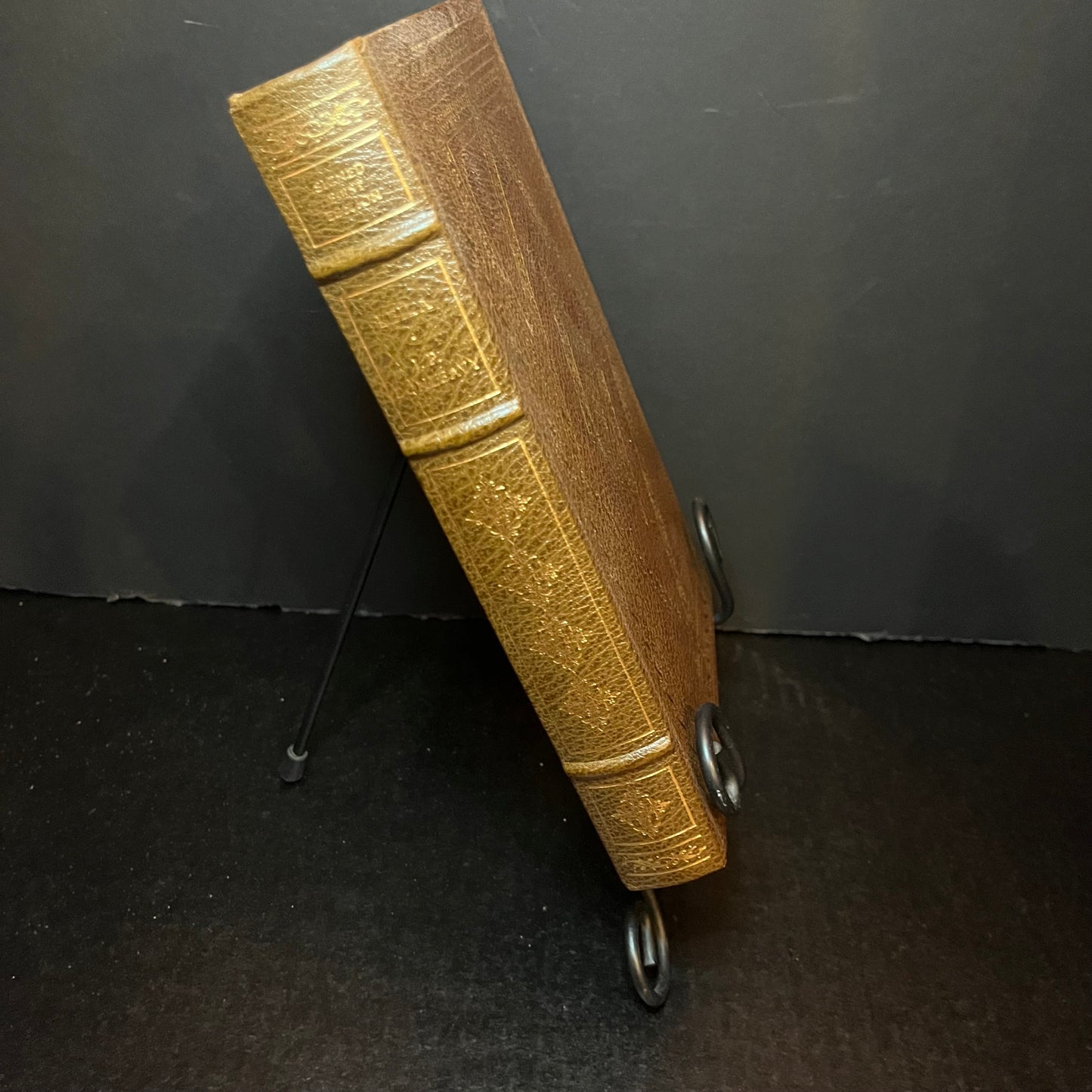 Leila - J.P. Donleavy - Signed Copy Easton Press - 1983