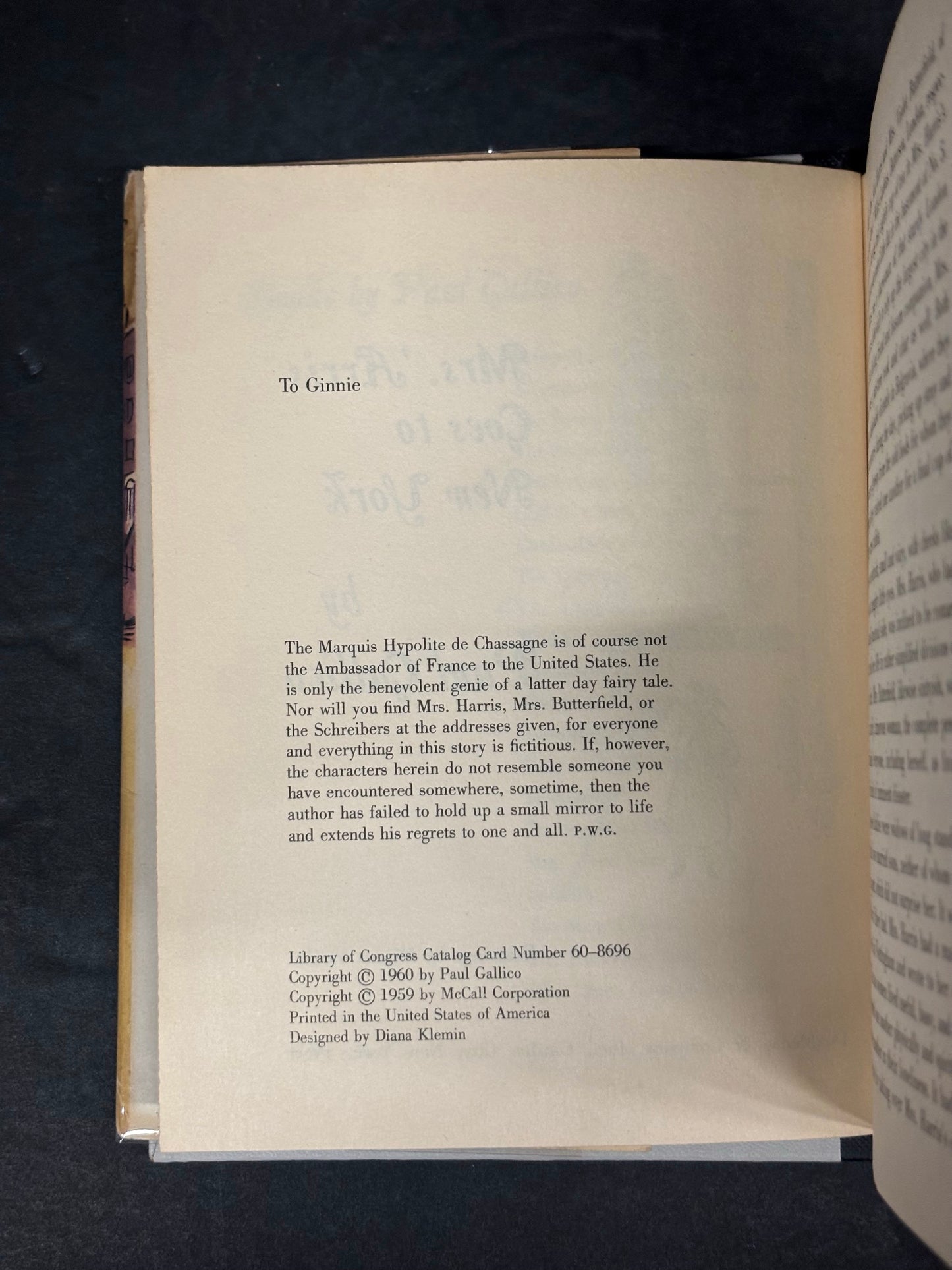 Mrs. 'arris Goes To New York - Paul Gallico - 1960