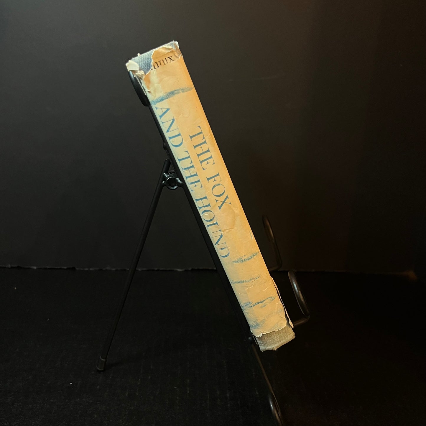 The Fox and the Hound - Daniel P. Mannix - First Edition clipped - 1967