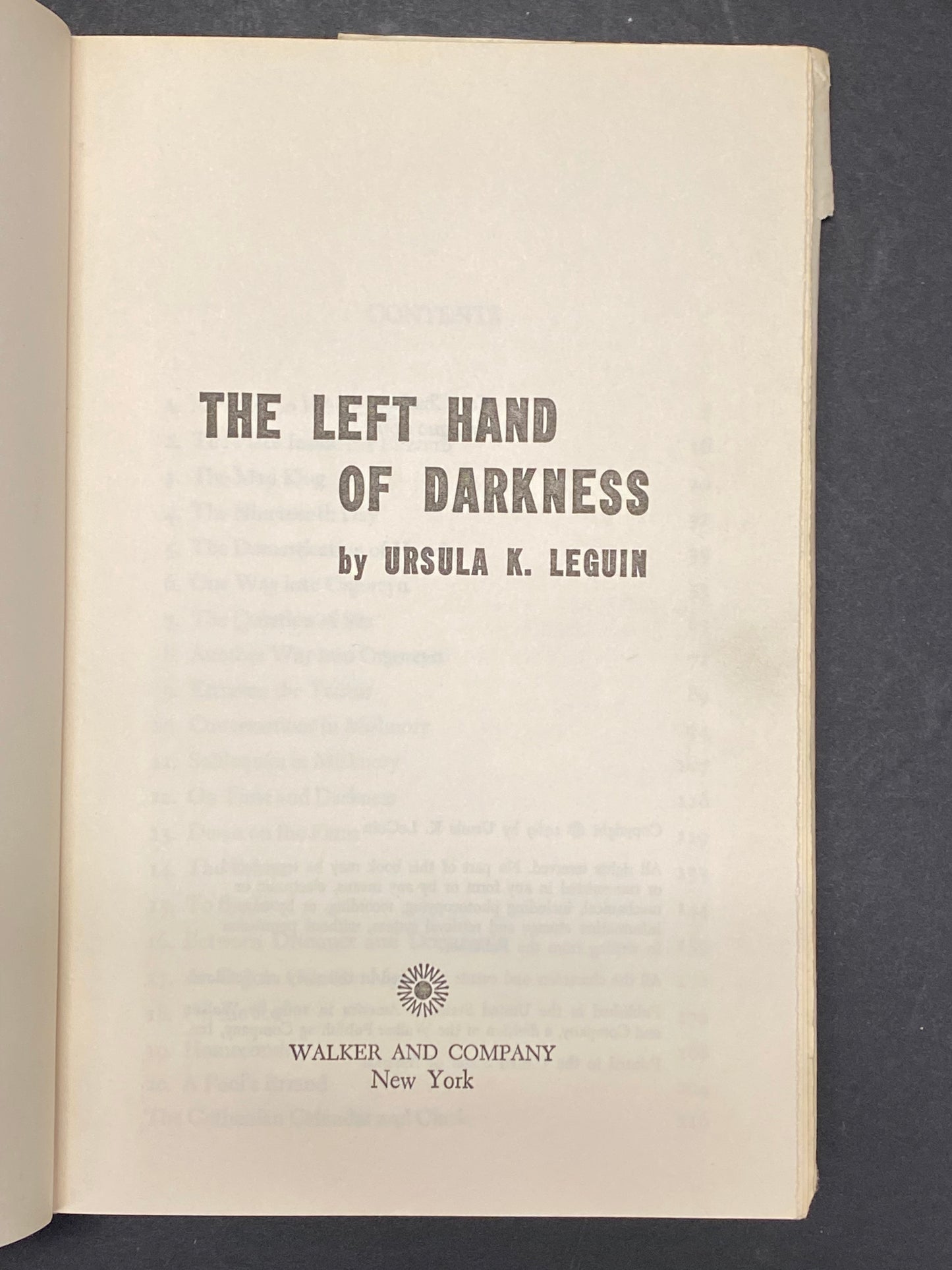 The Left Hand of Darkness - Ursula K. LeGuin - Book Club Edition - 1969