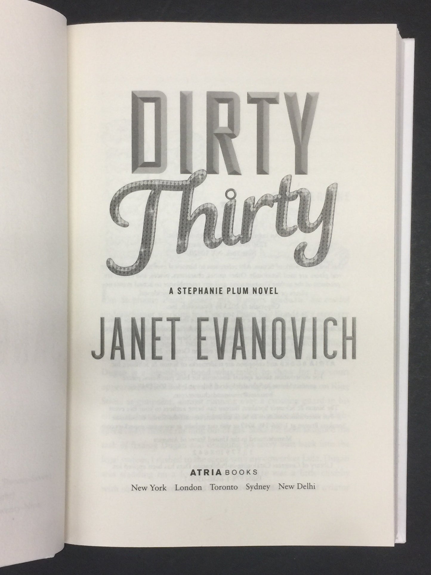 Dirty Thirty - Janet Evanovich - Signed - 2023