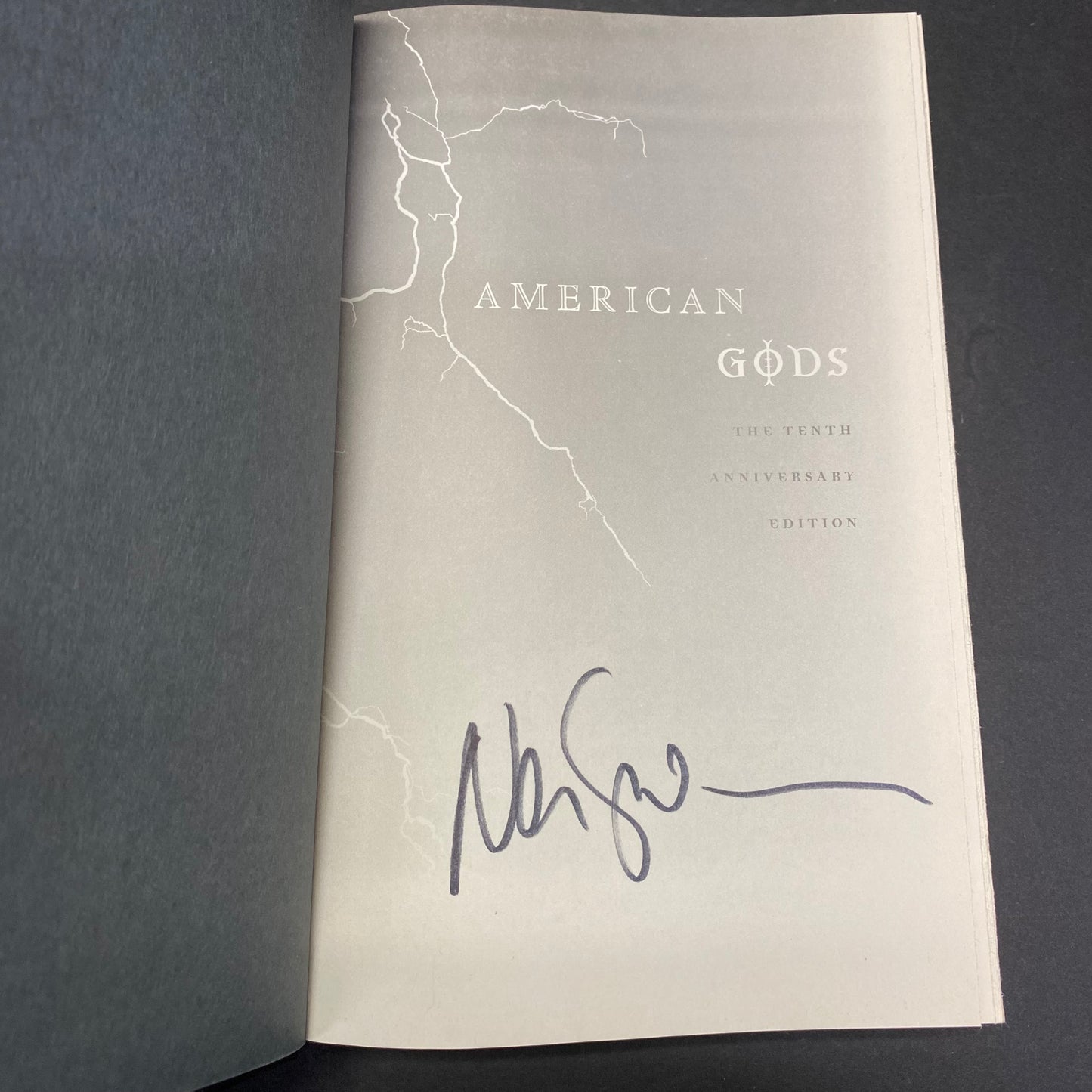 American Gods - Neil Gaiman - Signed - 1st Thus - 2011