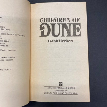 The Complete Dune Trilogy - Frank Herbert - 1977