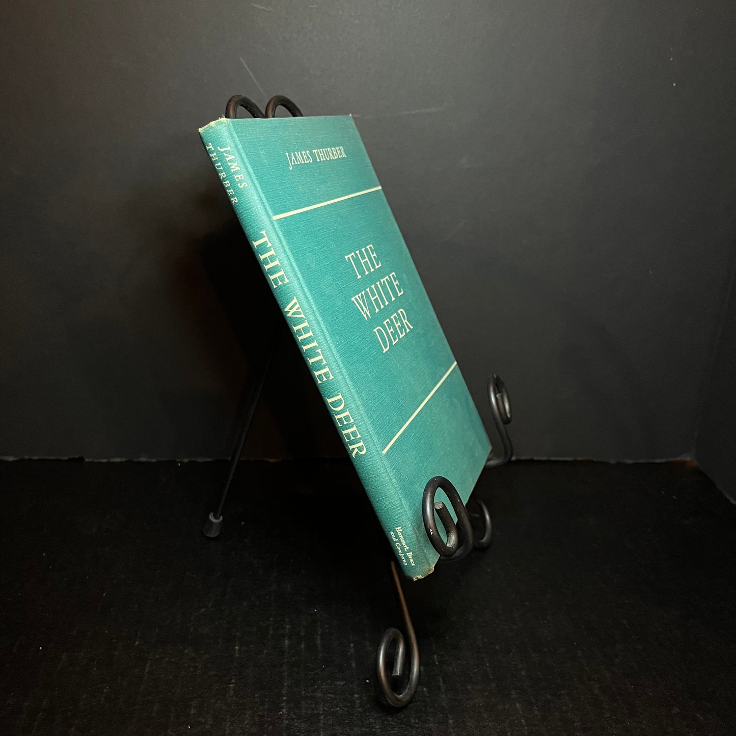 The White Deer - James Thurber - 1945
