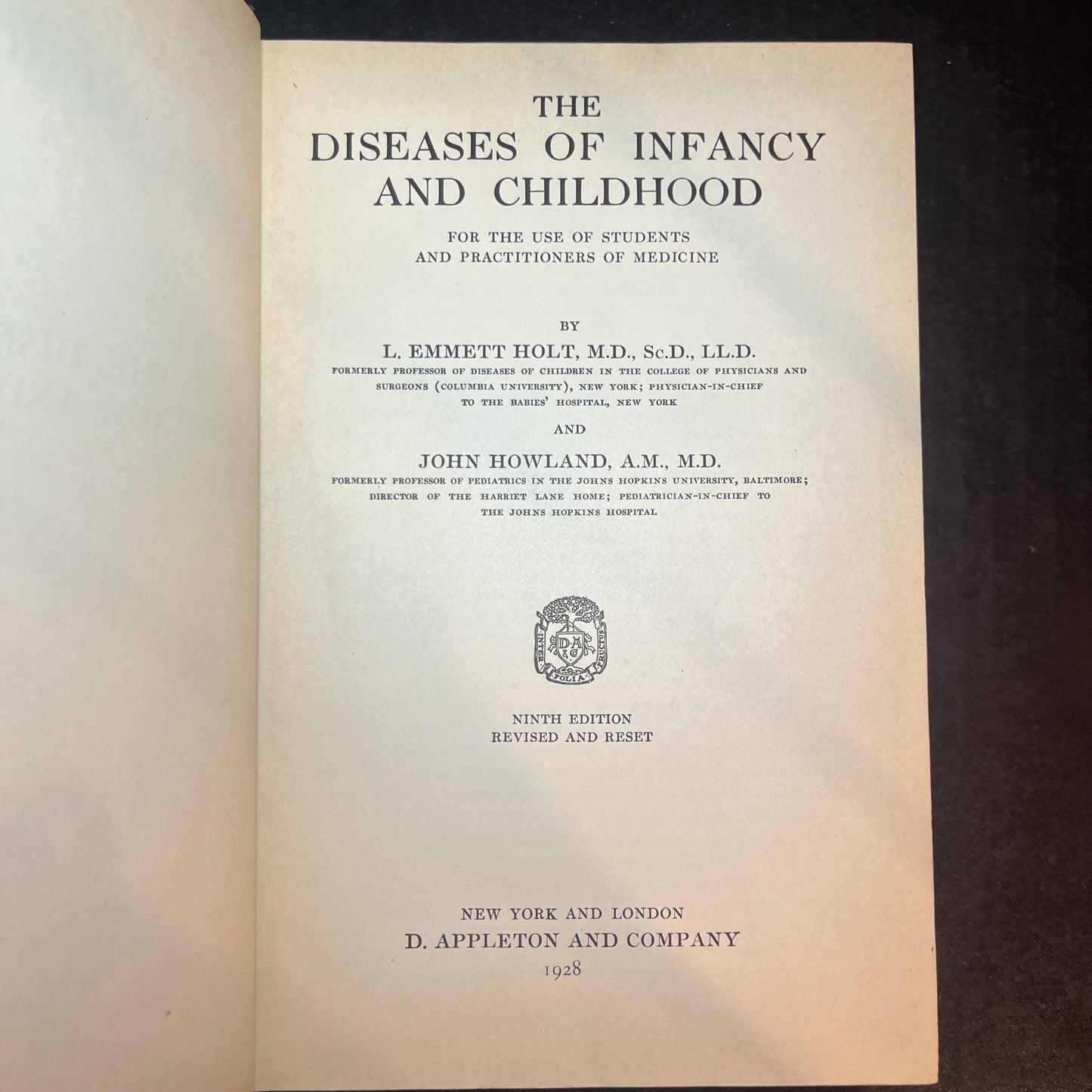 Diseases of Infancy and Childhood - Holt and Howland - 1928