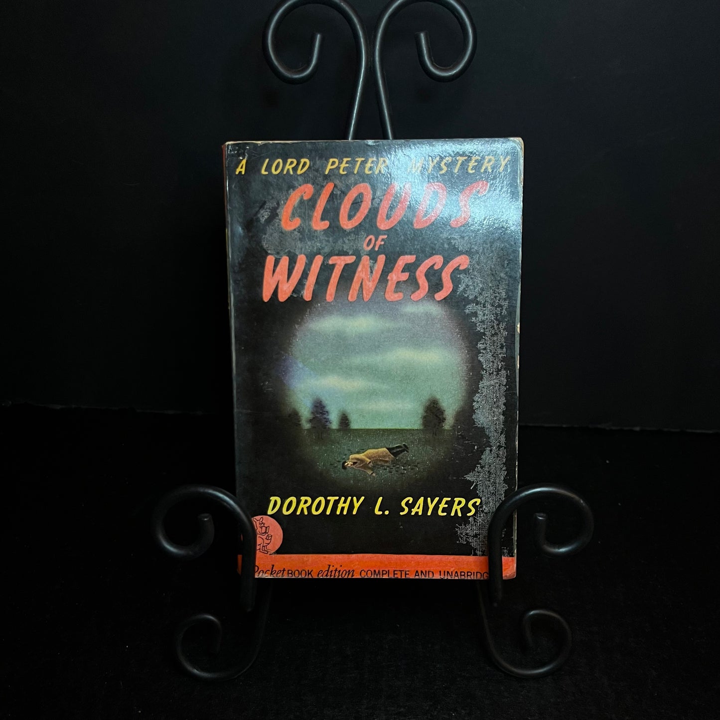 A Lord Peter Mystery Clouds of Witness - Dorothy L. Sayers - 1940