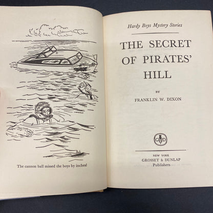 The Secret of Pirates' Hill - Franklin W. Dixon - 1956