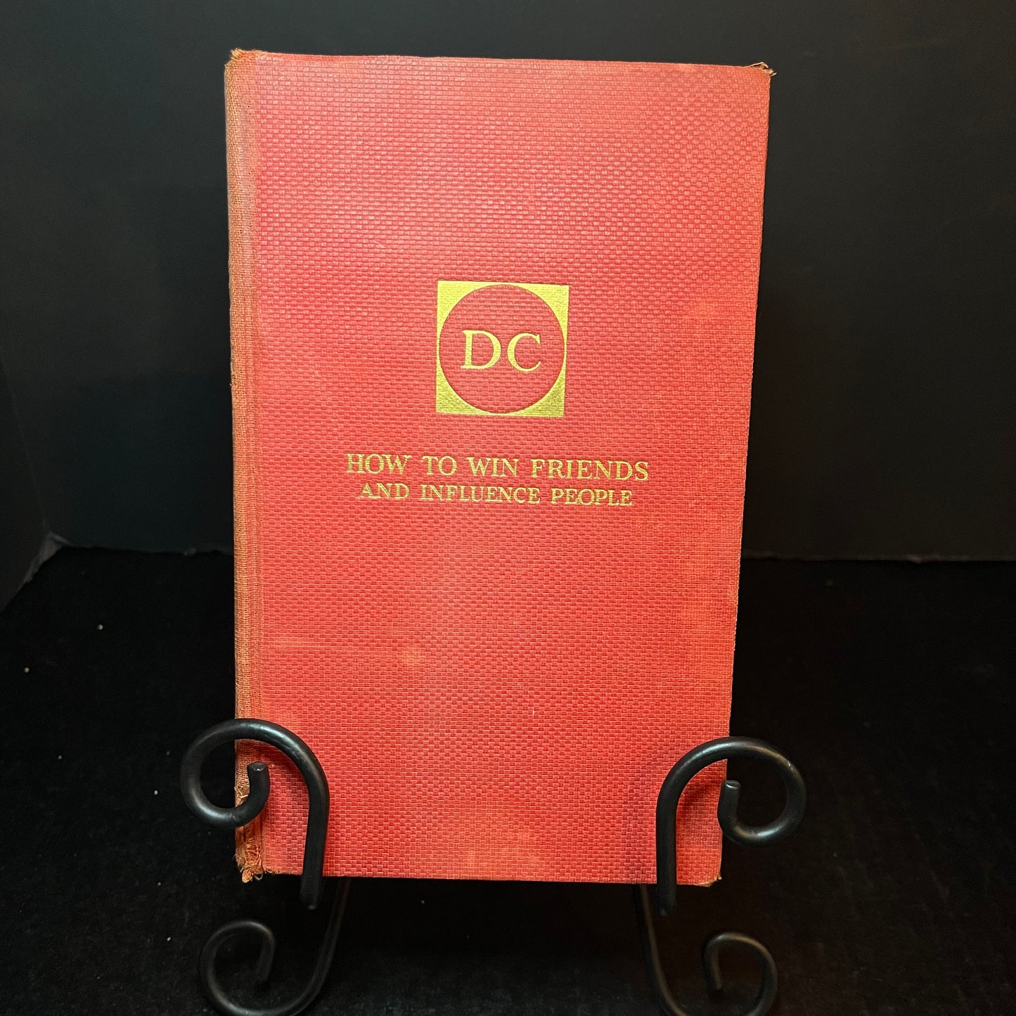 How To Win Friends and Influence People - Dale Carnegie - 1936
