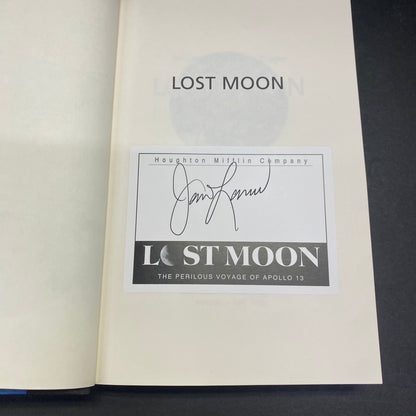 Lost Moon - Jim Lovell and Jeffrey Kluger - Signed - 1994