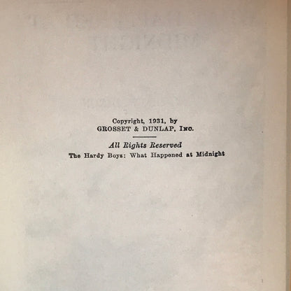 The Hardy Boys - What Happened At Midnight - Franklin W. Dixon - DJ - 1931