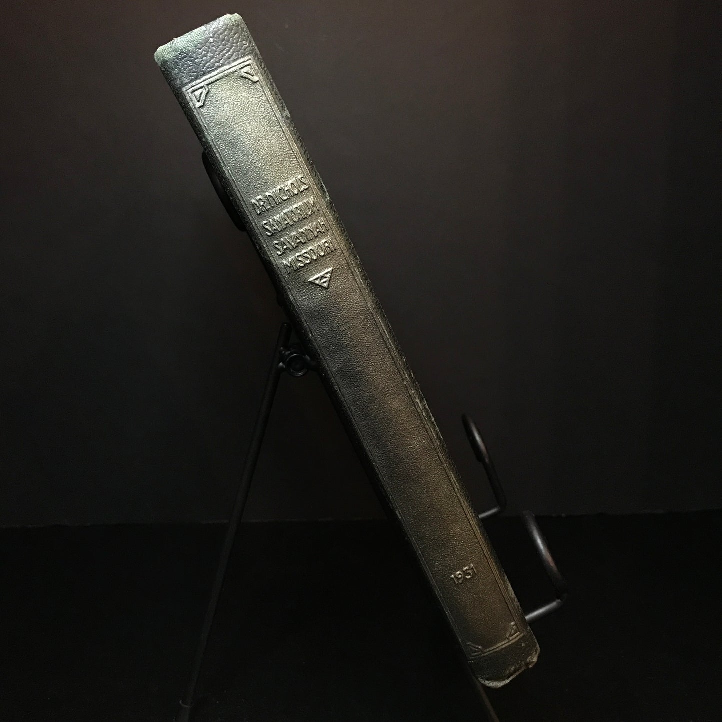 Cancer: Its Proper Treatment and Cure - Perry Nichols, M.D. - 1930