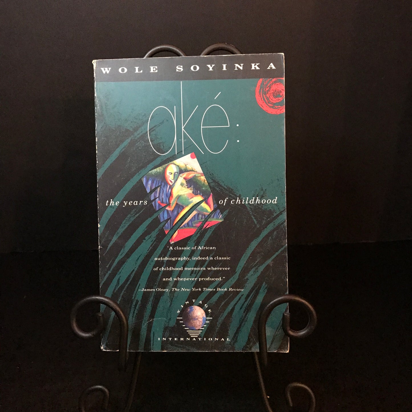 Aké: The Years of Childhood - Wole Soyinka - Signed - Vintage International Edition - 1989