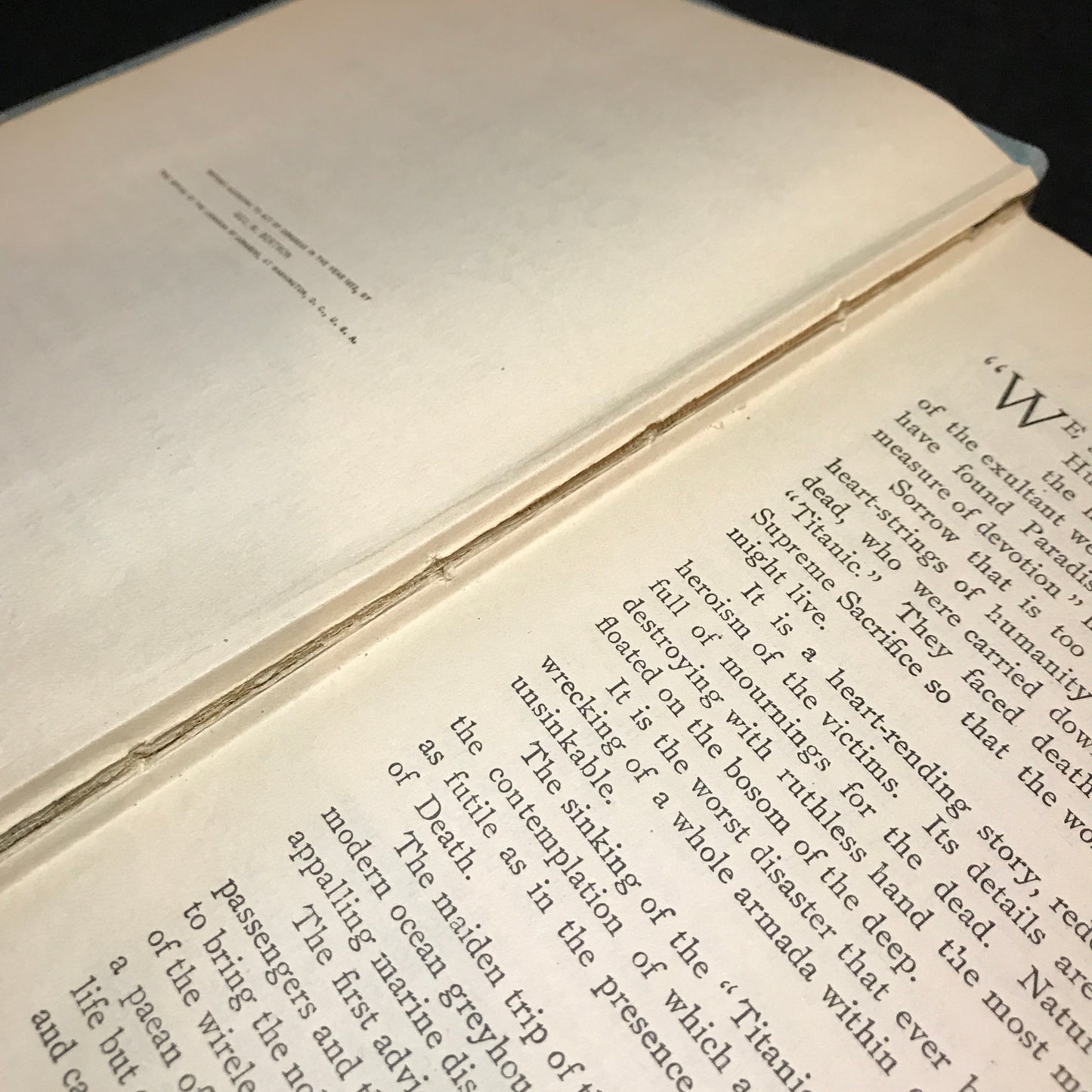 Sinking of the Titanic - Memorial Edition - Jay Henry Mowbray - 1912